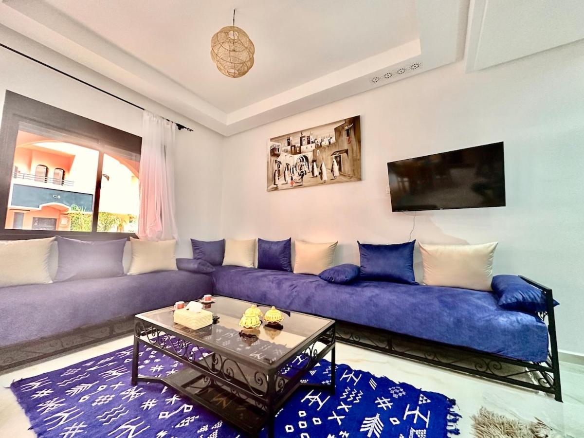 Appartement Elegant And Quiet With Pool View