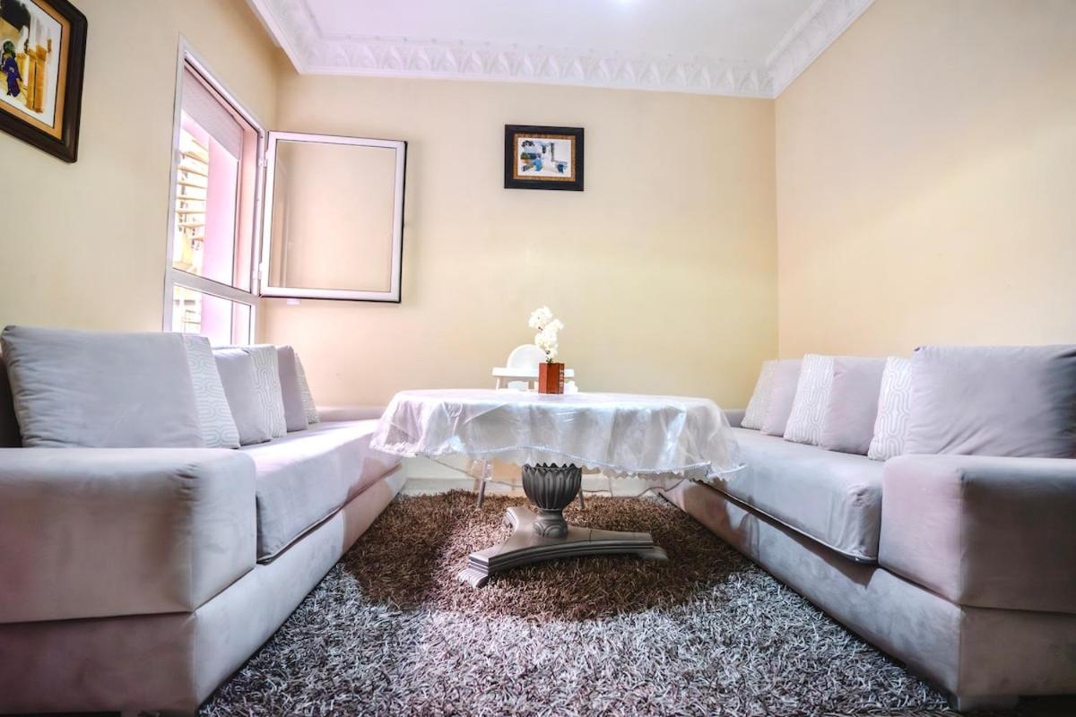 Modern With Pool In Gueliz Appartement Marrakesh
