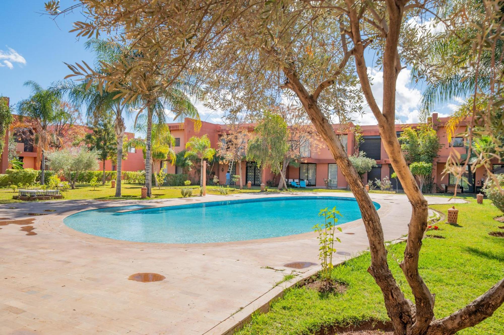 D'exception-piscine Apartment *