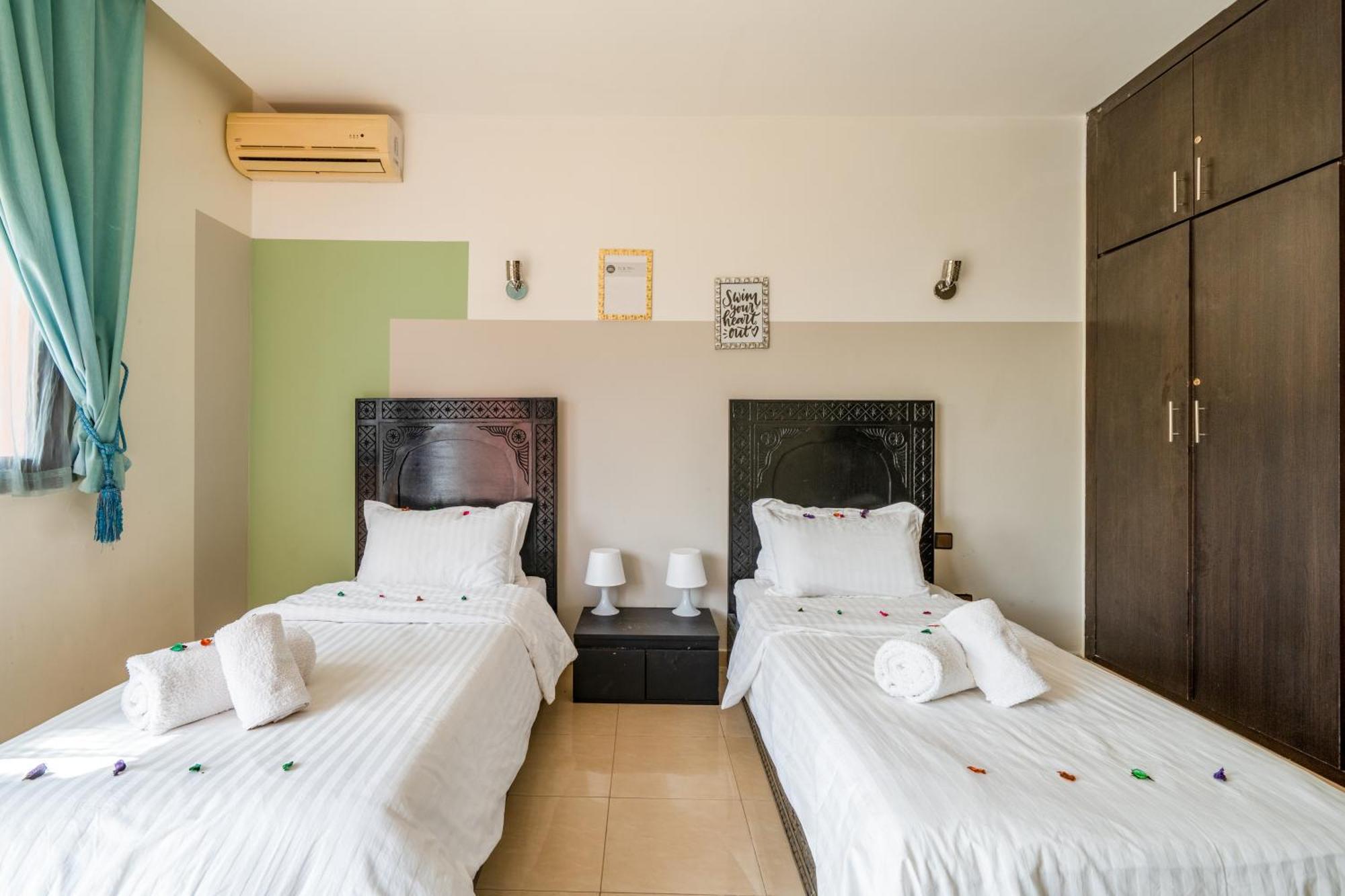 D'exception-piscine Apartment *