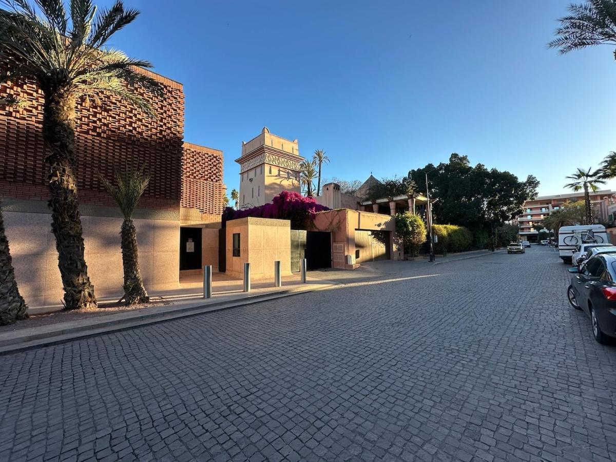 Appartement Yves Saint Laurent Jacuzzi Elegance Marrakesh