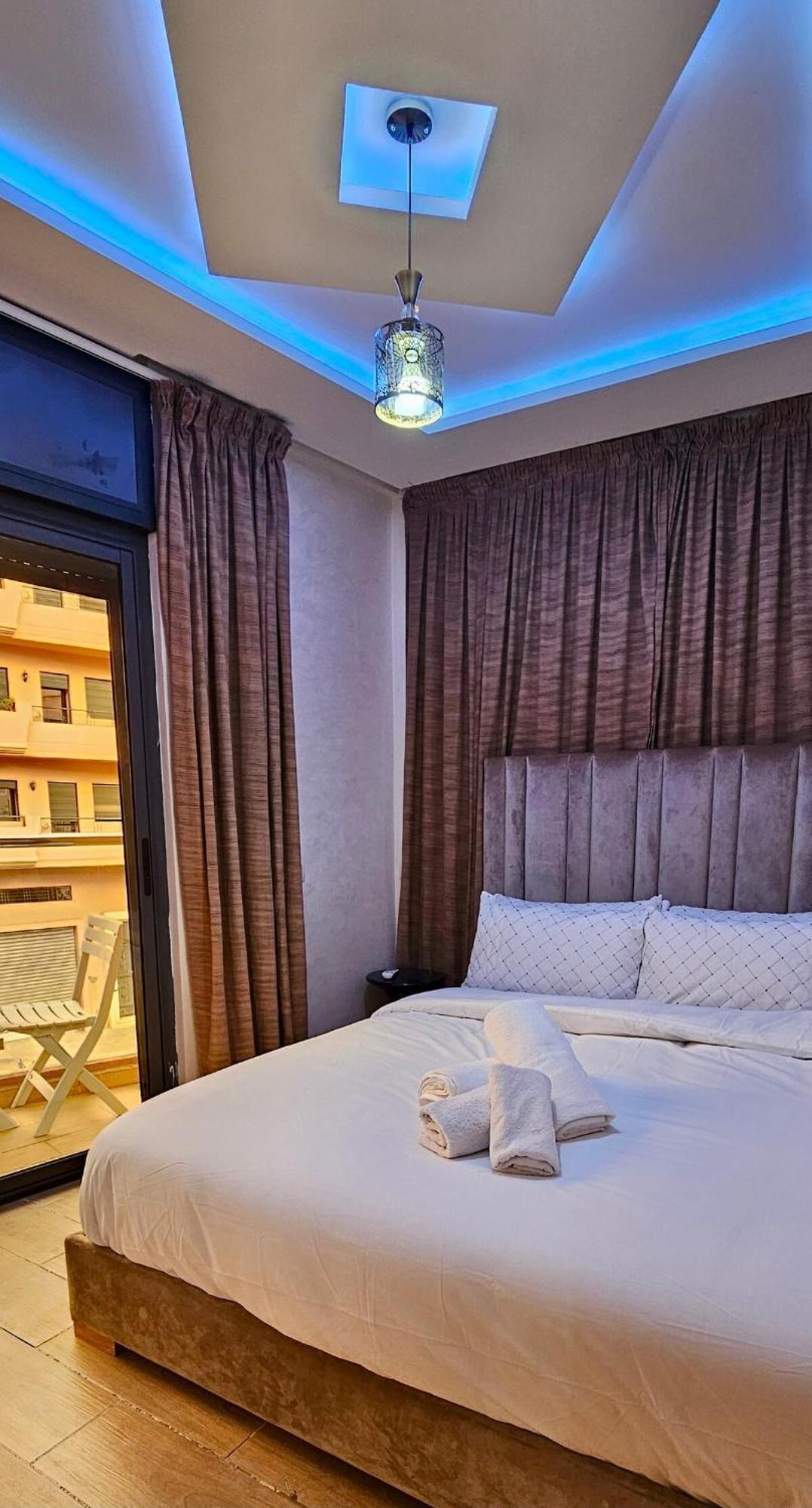 And Cozy Gem Balcony Apartment *