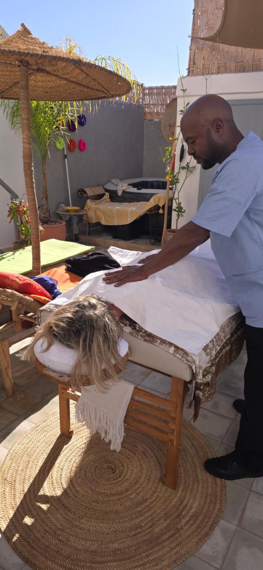 Ferienhaus Dar Julia 3 Chambres En Exclusivitees Avec Jacuzzi Marrakesch