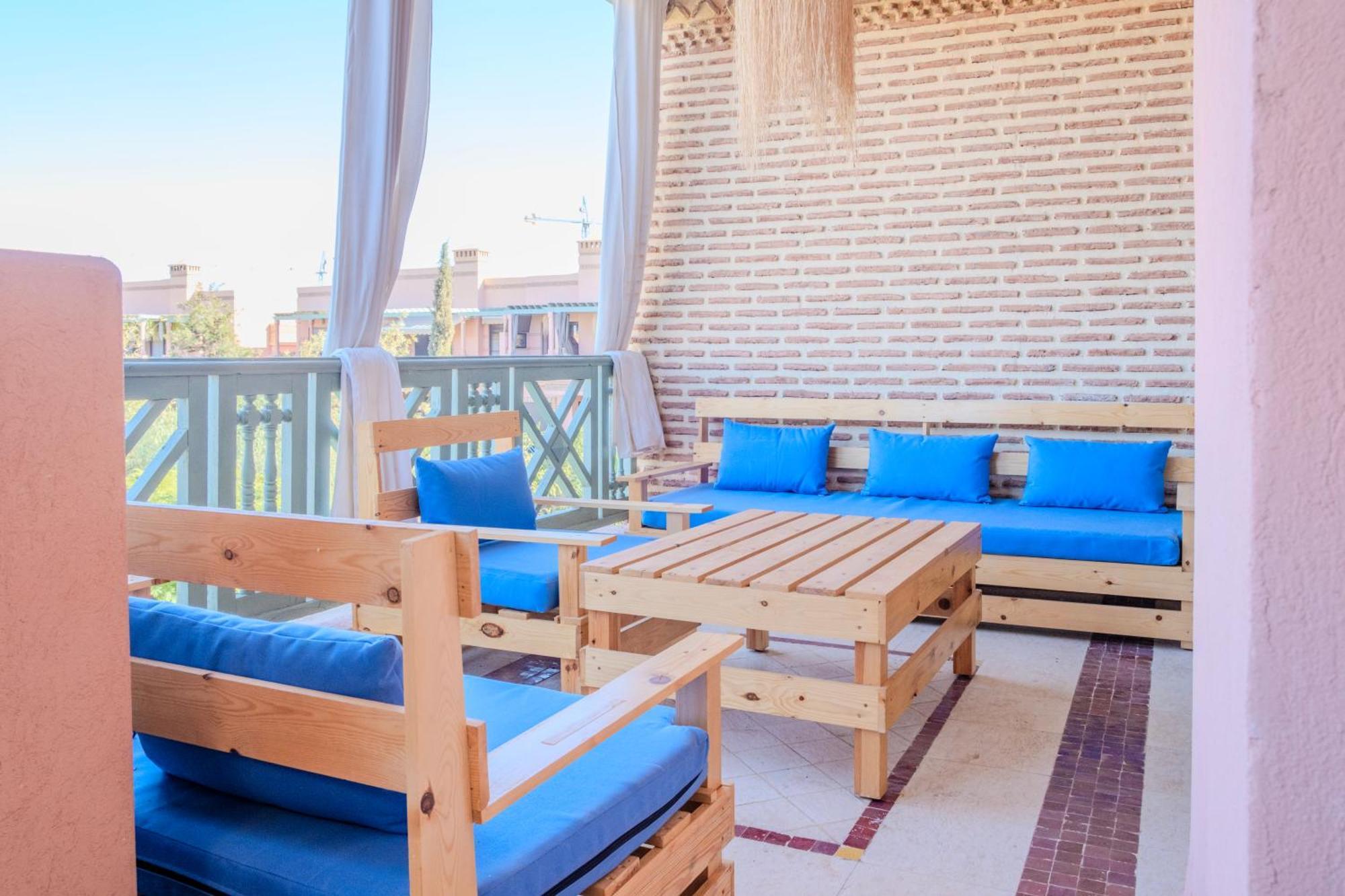 Appartement Luxury 2br With Pool & Garden View Balcony