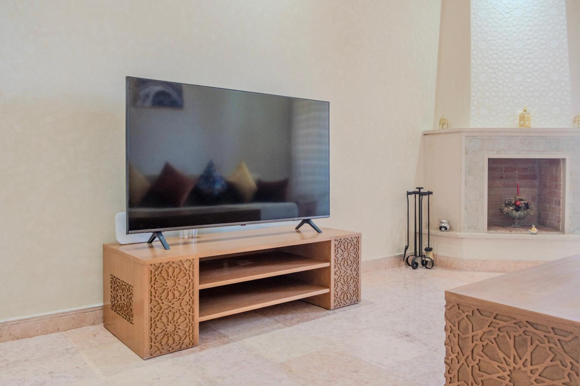 Luxury 2br With Pool & Garden View Balcony Marrakesh
