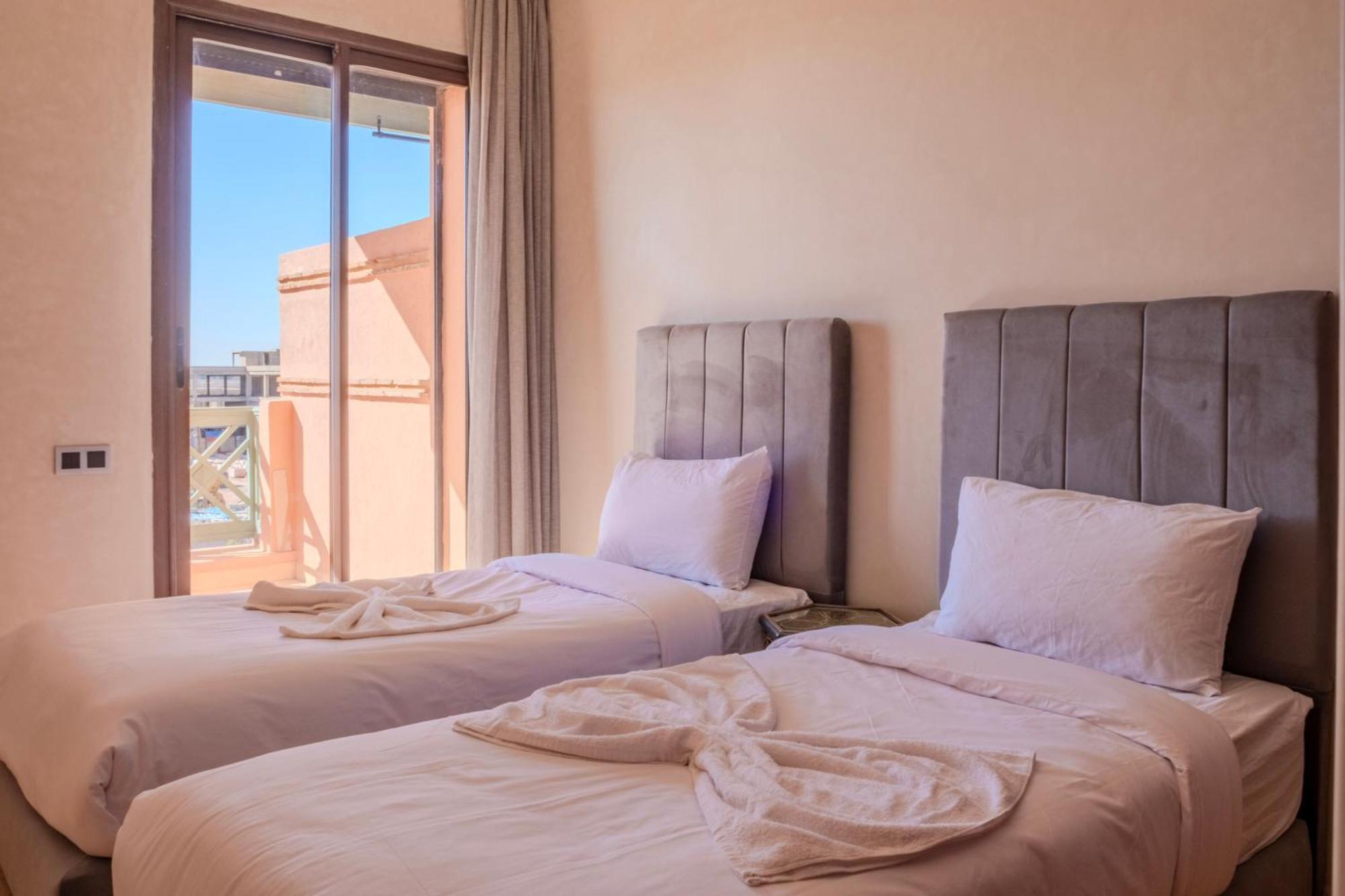 Luxury 2br With Pool & Garden View Balcony Appartement *