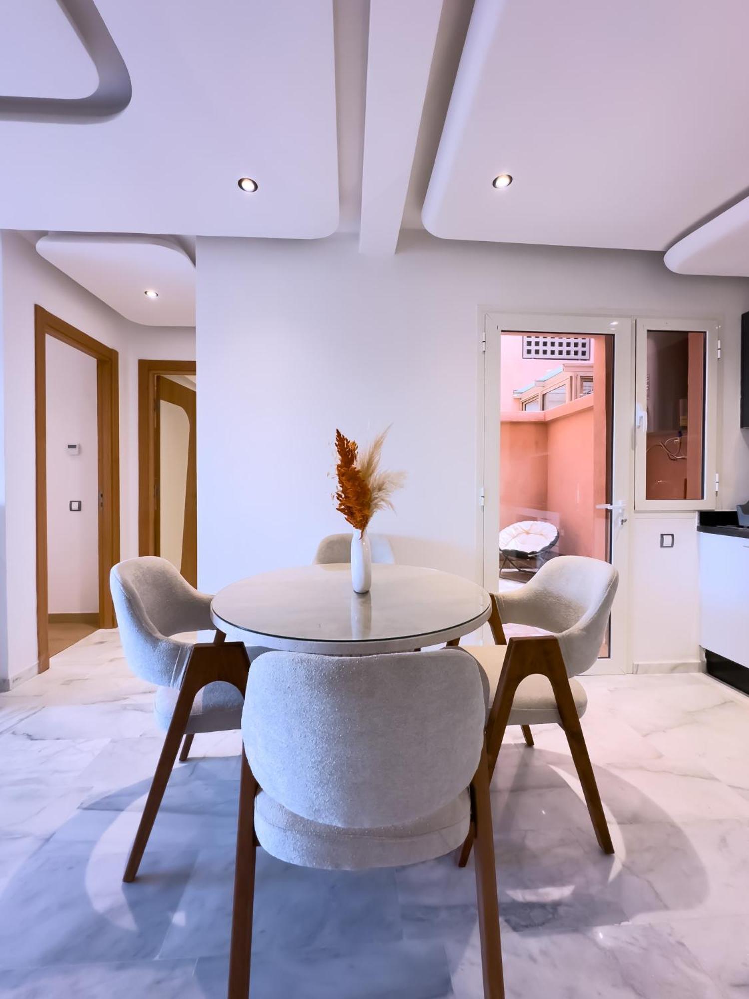 Appartement Charme Appt En Garden Avec Piscine Marrakesh