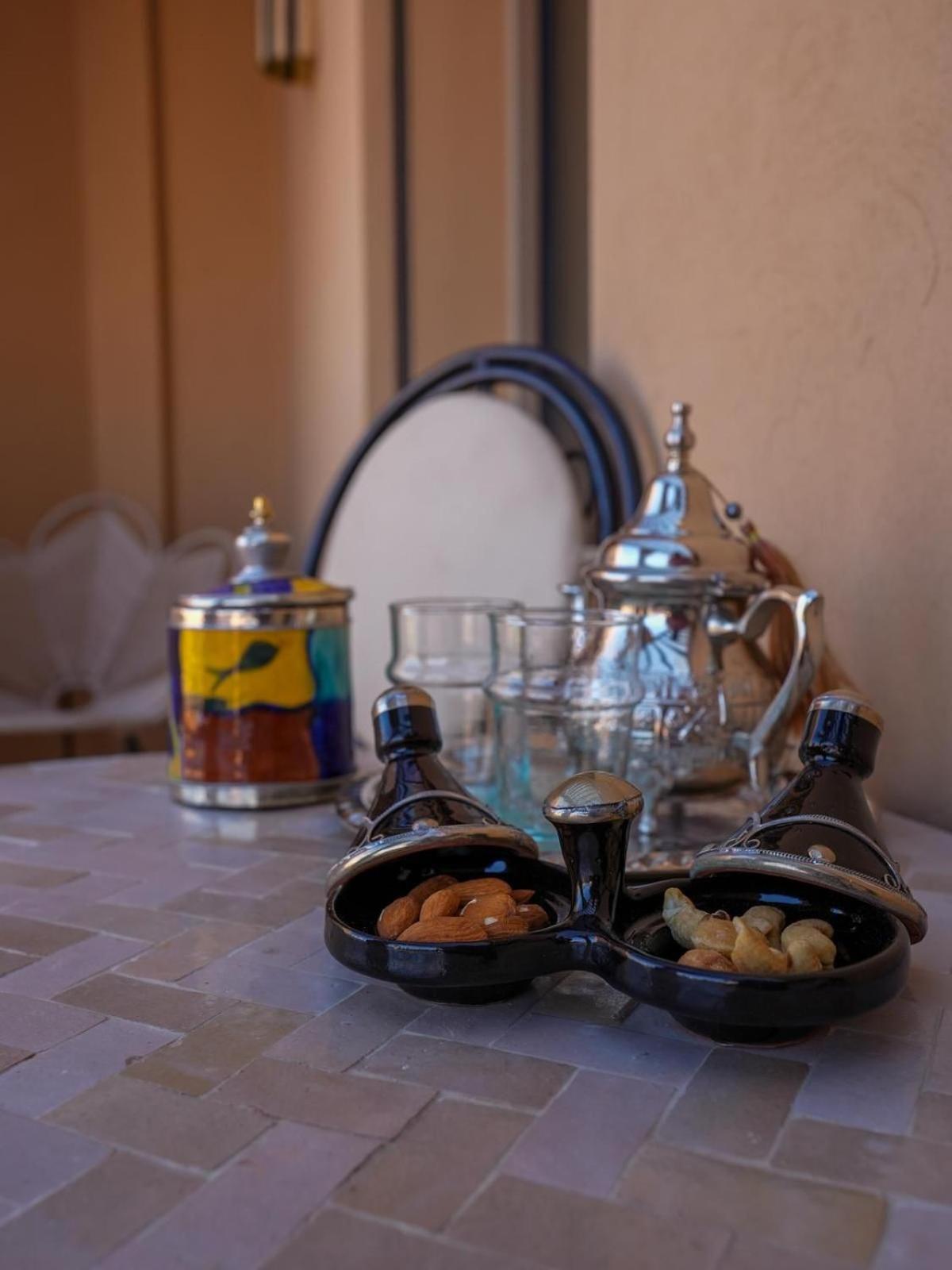 Appartement Sofia Avec Superbe Terrasse Gueliz *