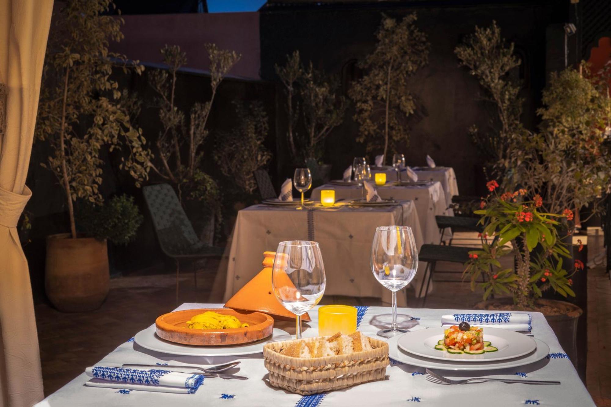 Amira Aliya Guest house