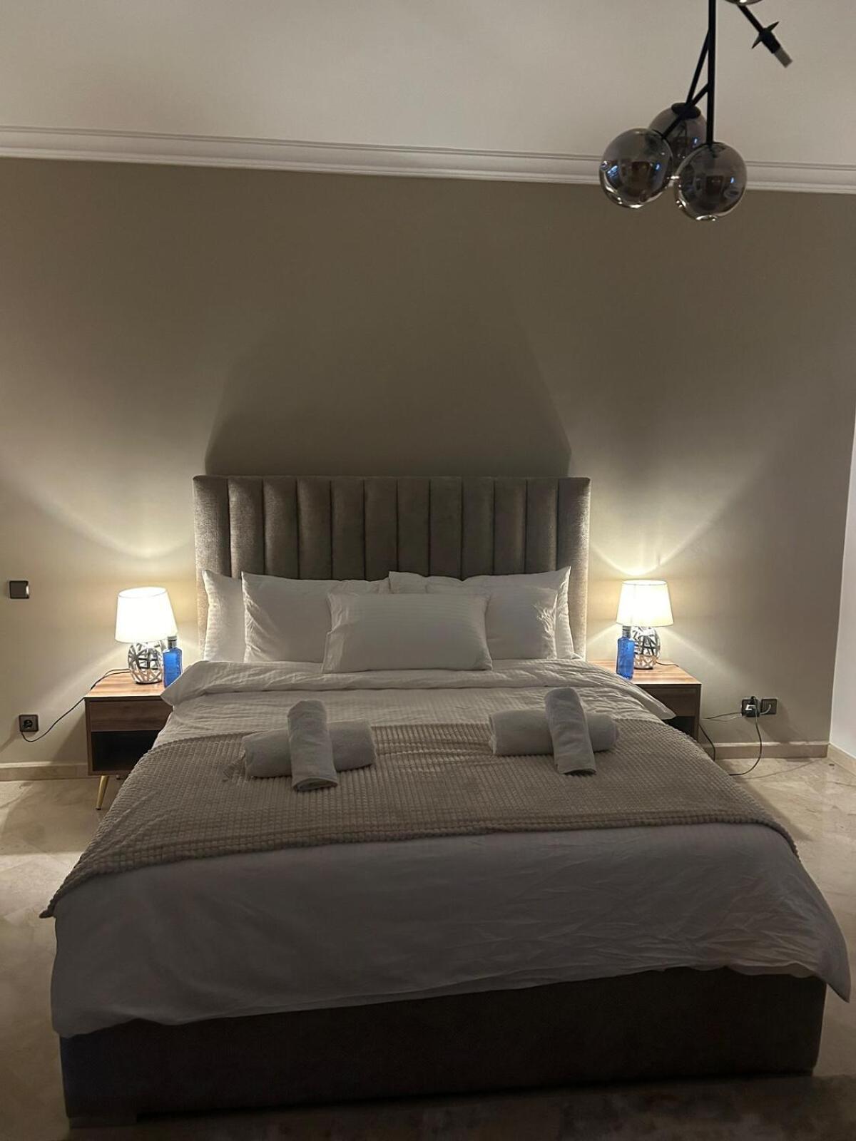 Appartement 2-bedroom Luxury Contemporary Hivernage