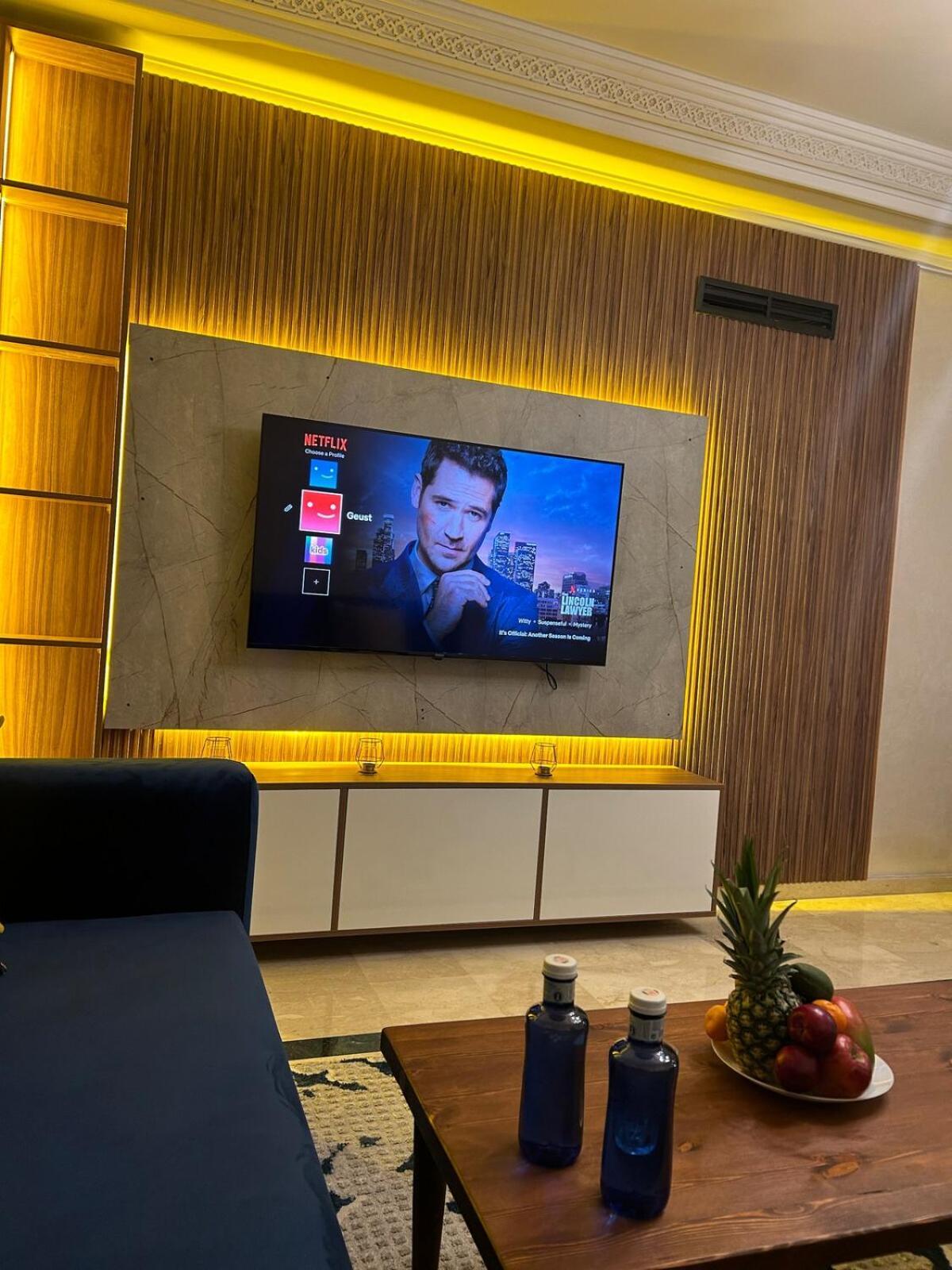Appartement 2-bedroom Luxury Contemporary Hivernage *