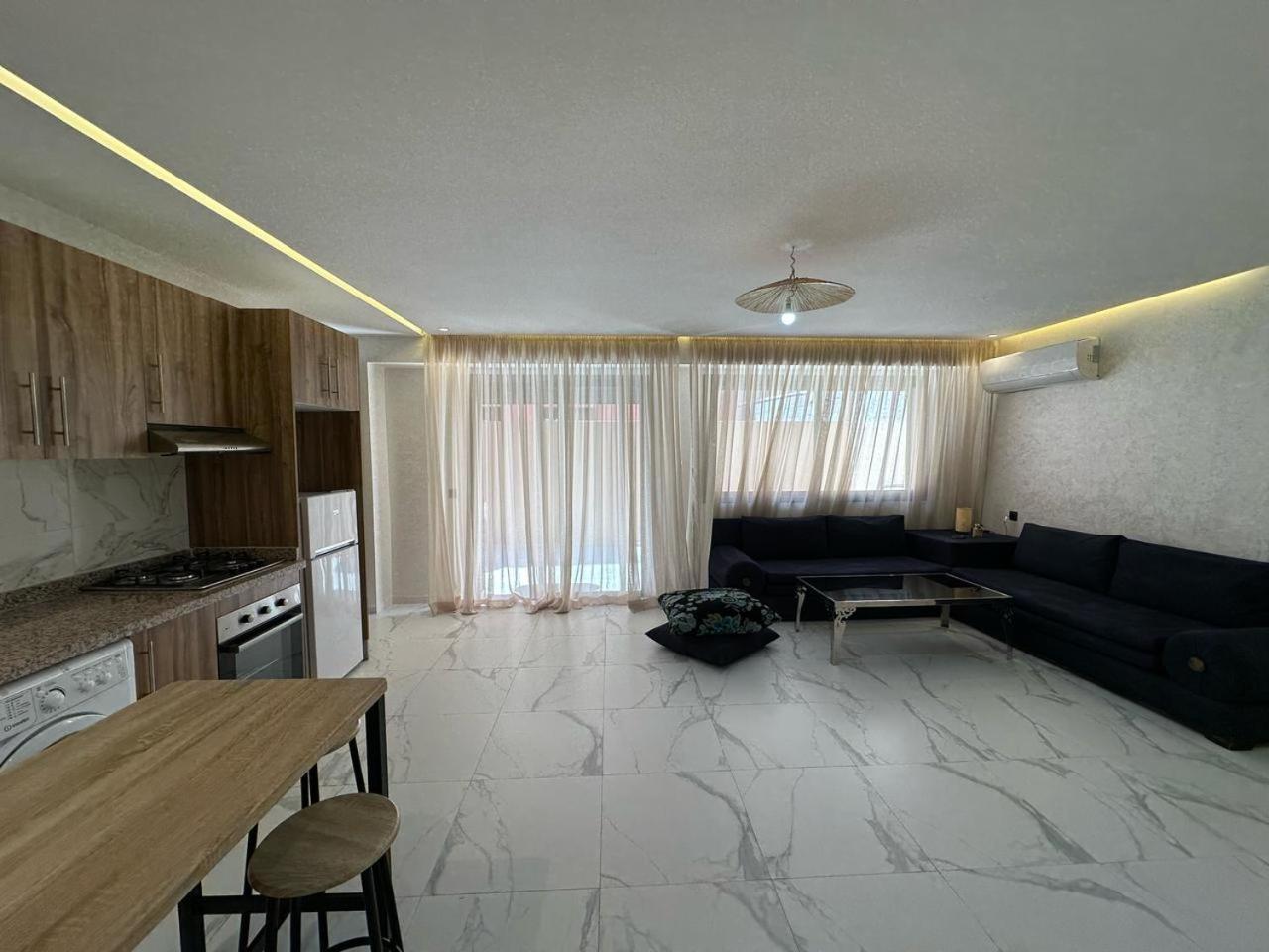 Appartement Spacieux Avec Terrasse Coeur De Marrakech