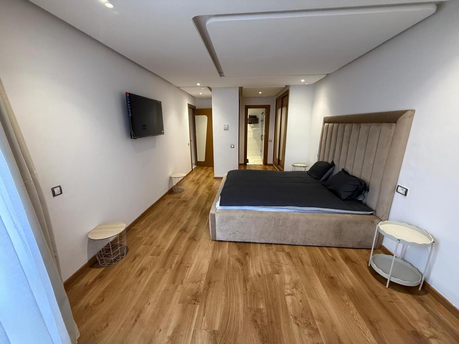 120 M2 Garden Piscine Appartement