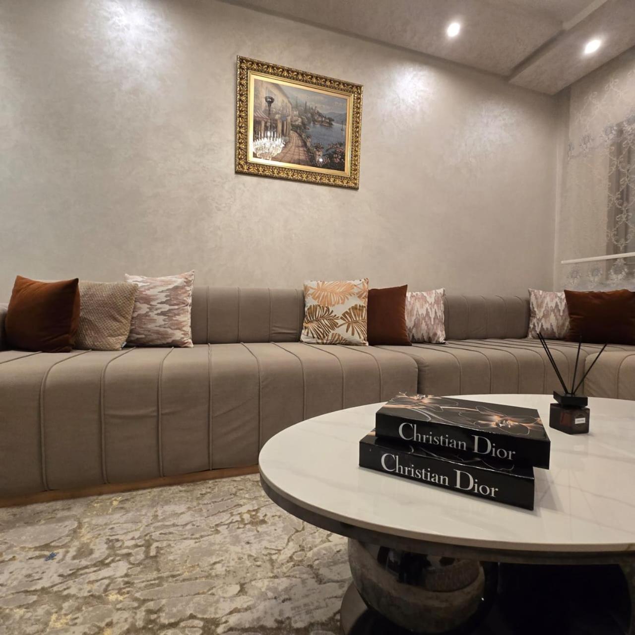Luxury Center With 2 Pools Appartement *