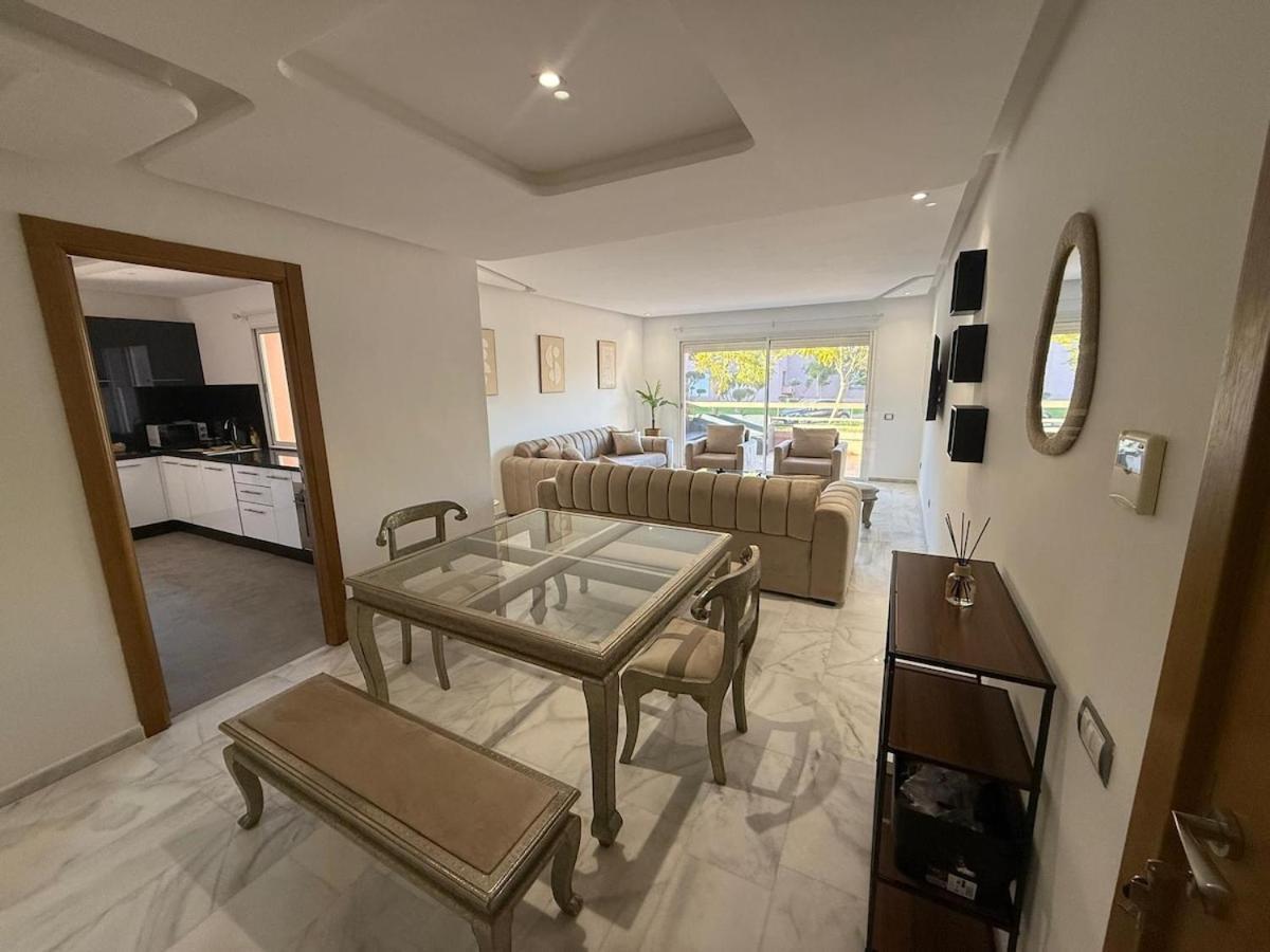 120 M2 Garden Piscine Apartment