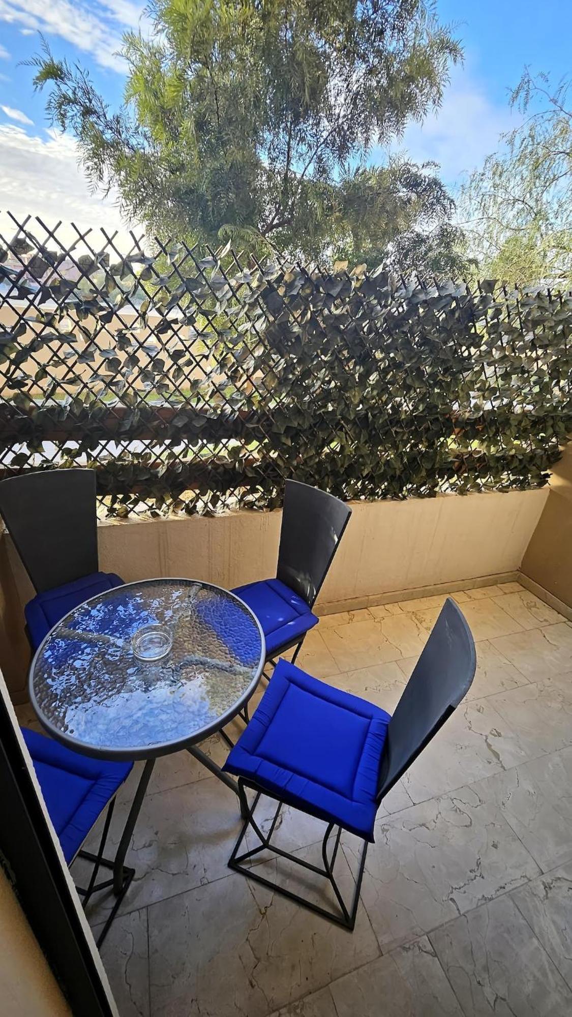 Nourapart Beautiful Pool Appartement