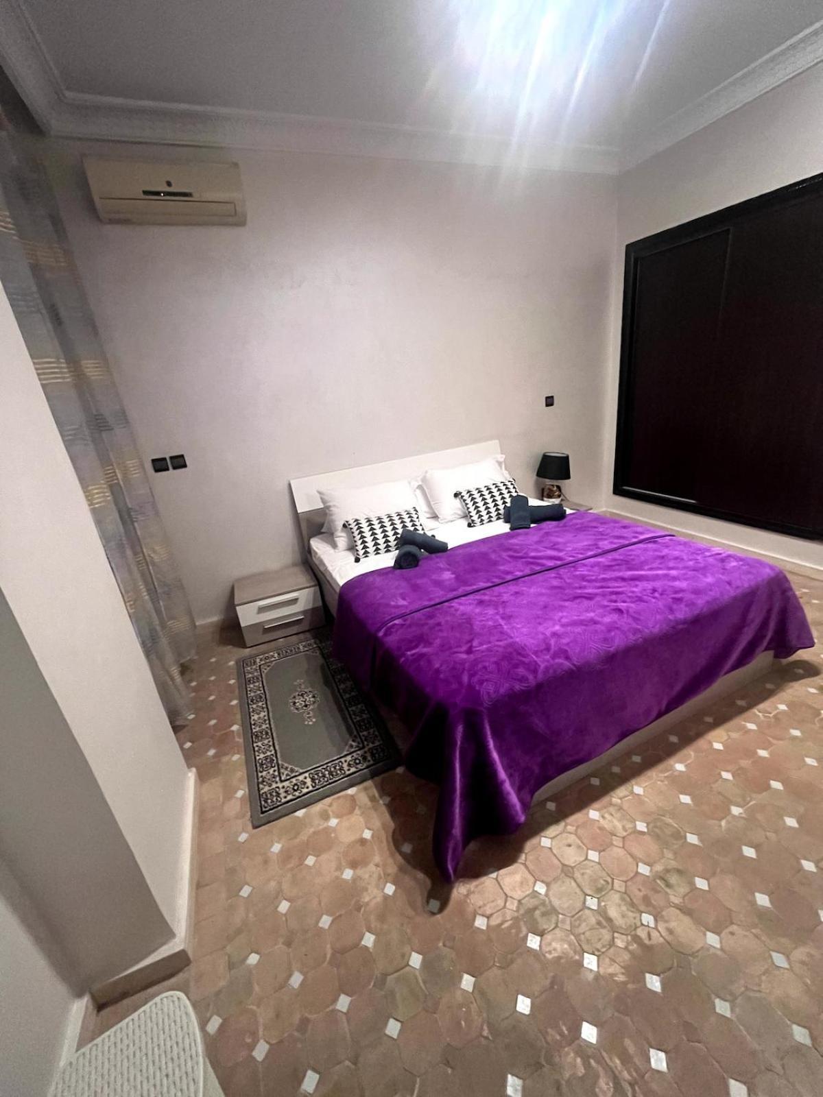 1 Avec Climatisation, Salle De Sport, Piscine Et Wi-fi A Gueliz