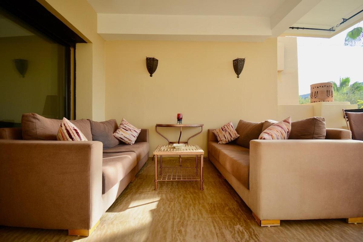 Luxury With Pool Appartement *
