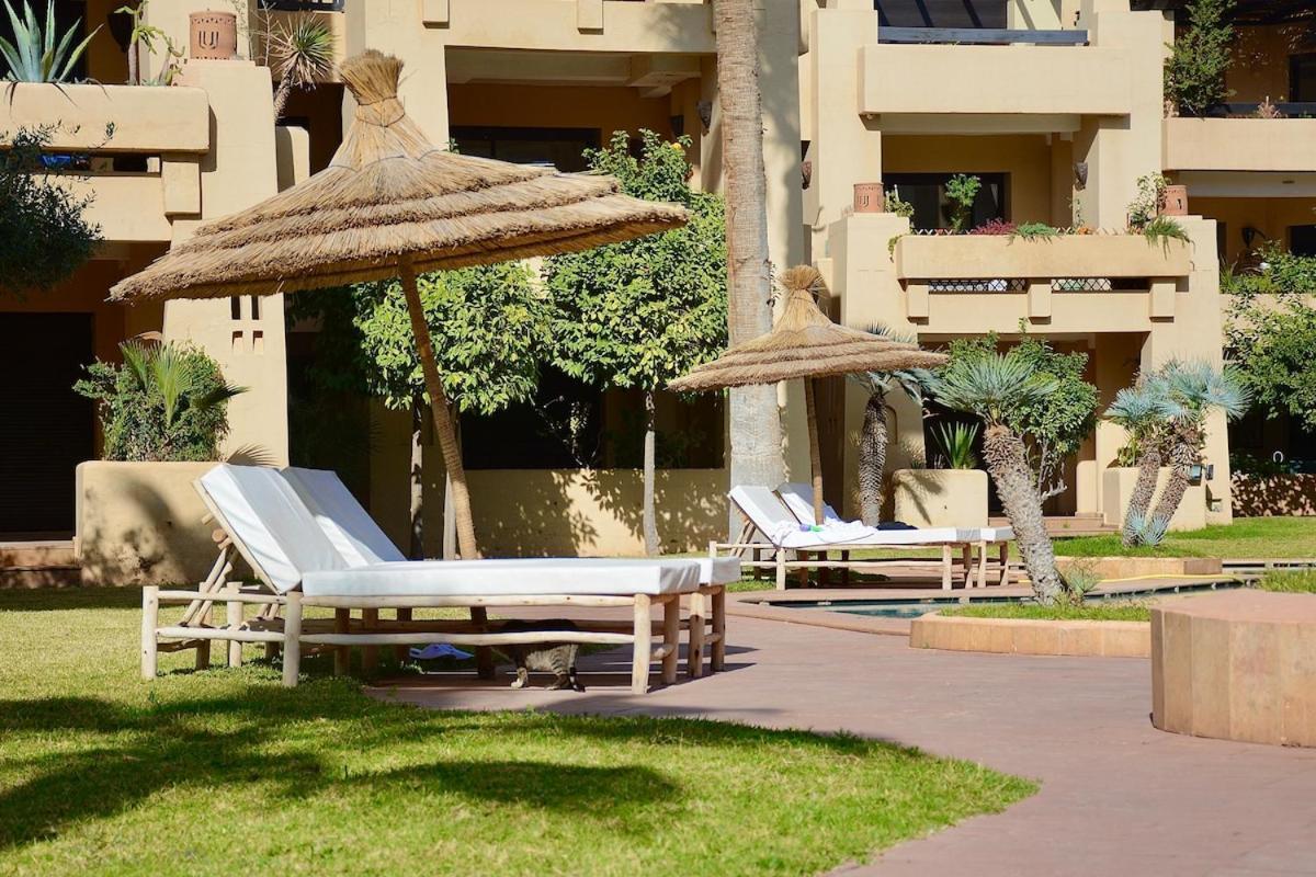 Luxury With Pool Appartement *