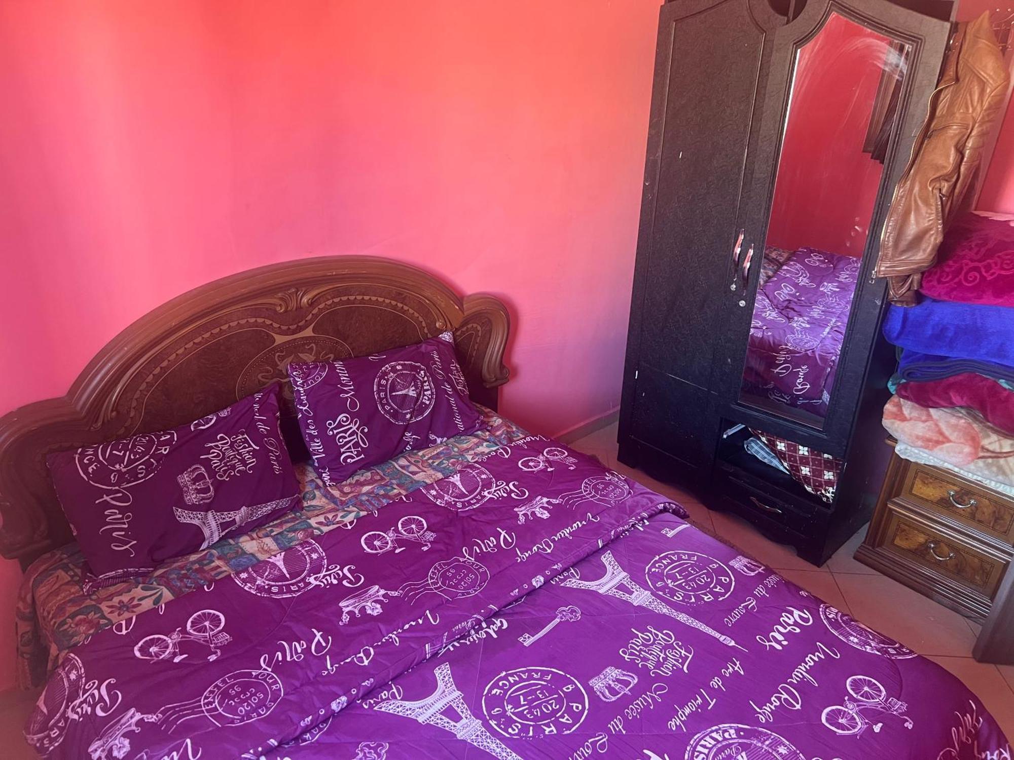 Charming 5 Min Airport Appartement