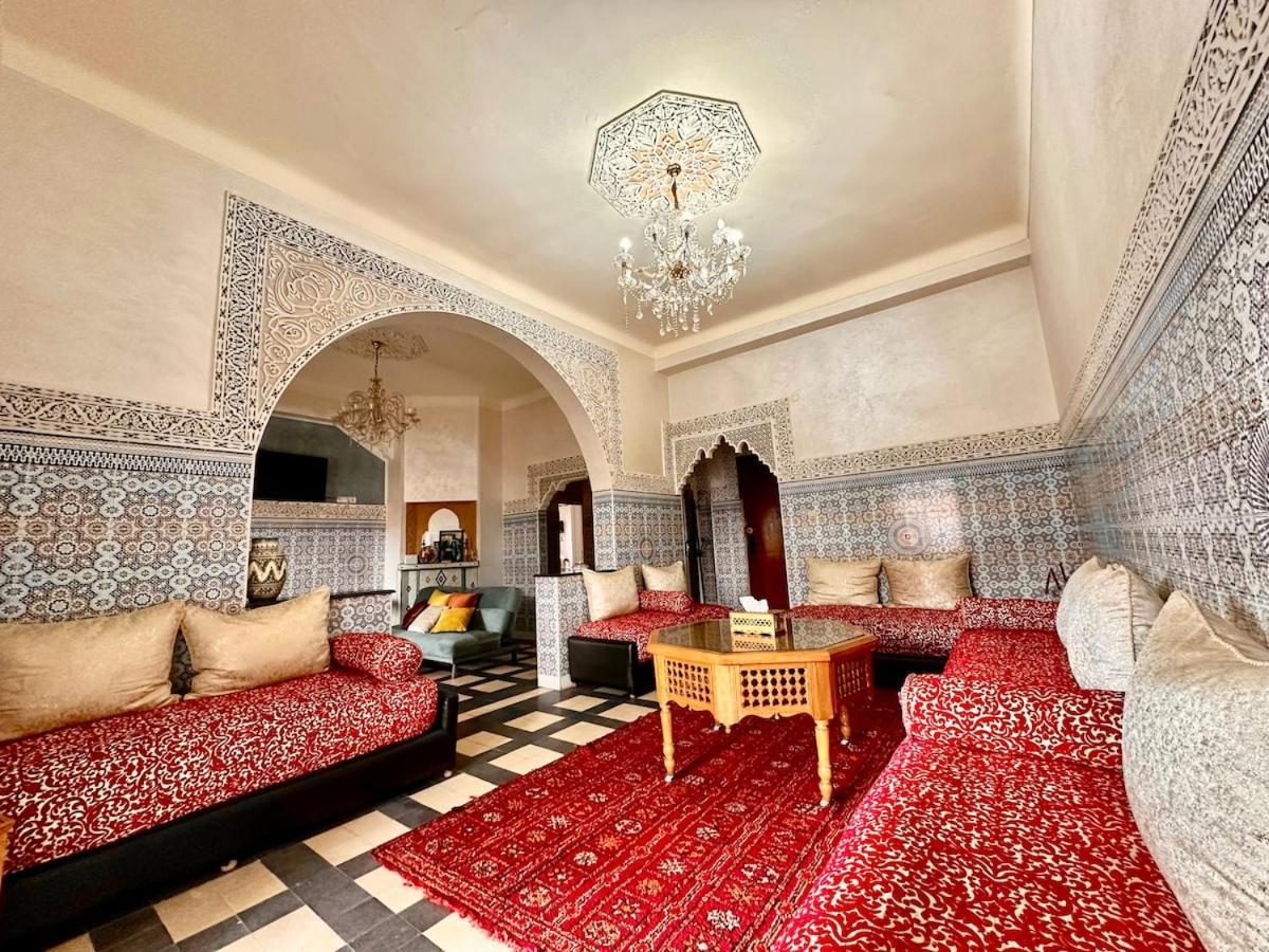 Appartement Traditional Chic And *