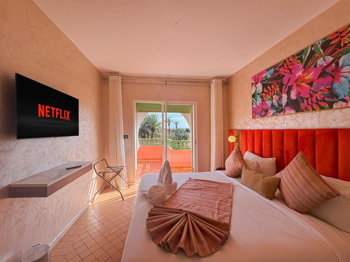 Luxurious Duplex In A Peaceful In Marrakech *