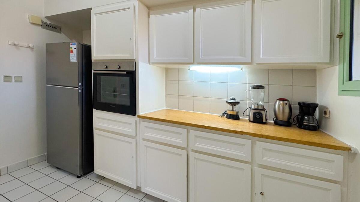 Modern In A Luxury And Comfort *