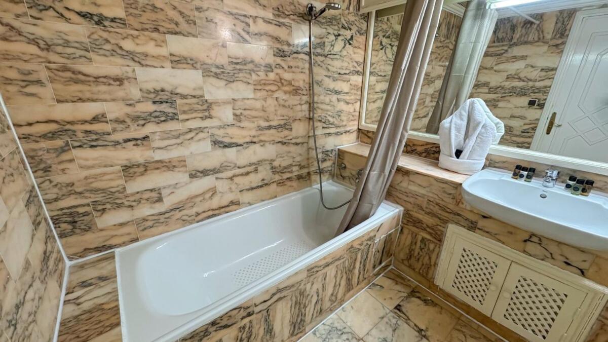 Modern In A Luxury And Comfort Appartement *