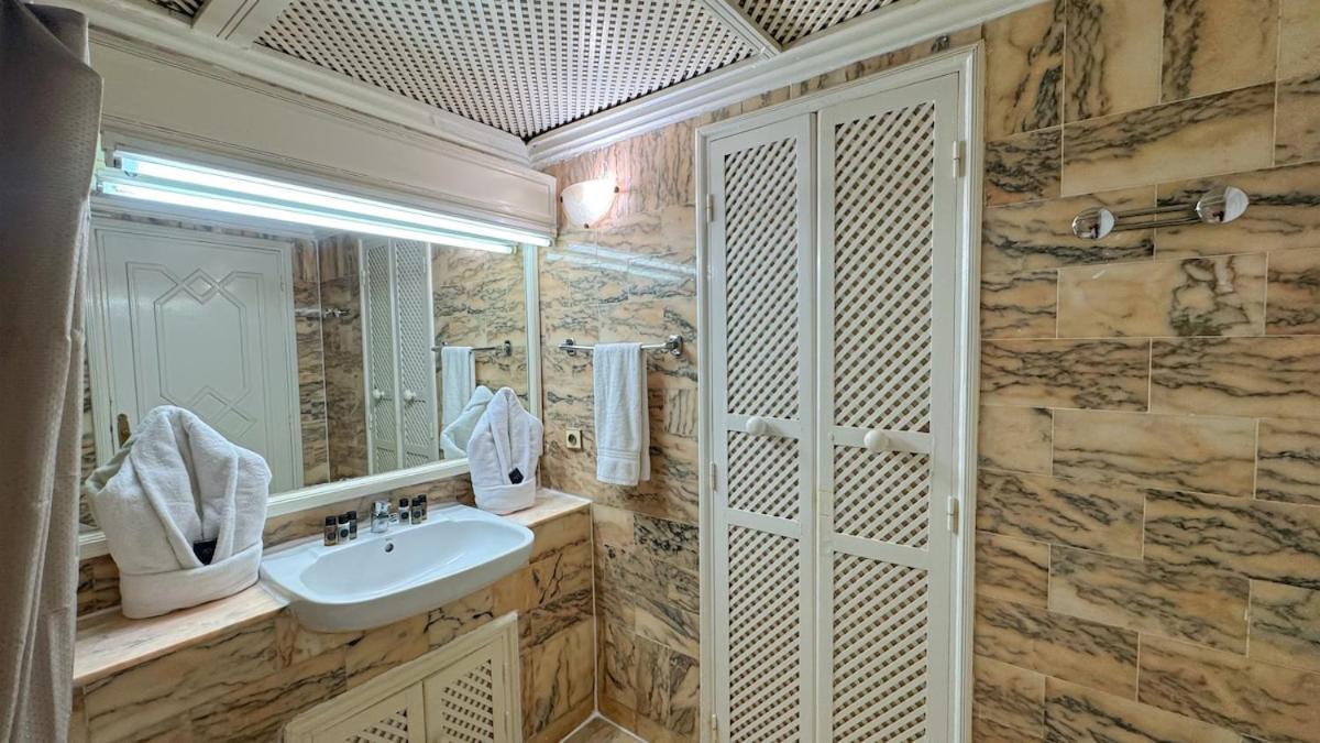 Modern In A Luxury And Comfort Appartement