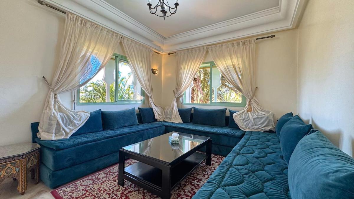 Modern In A Luxury And Comfort Appartement *