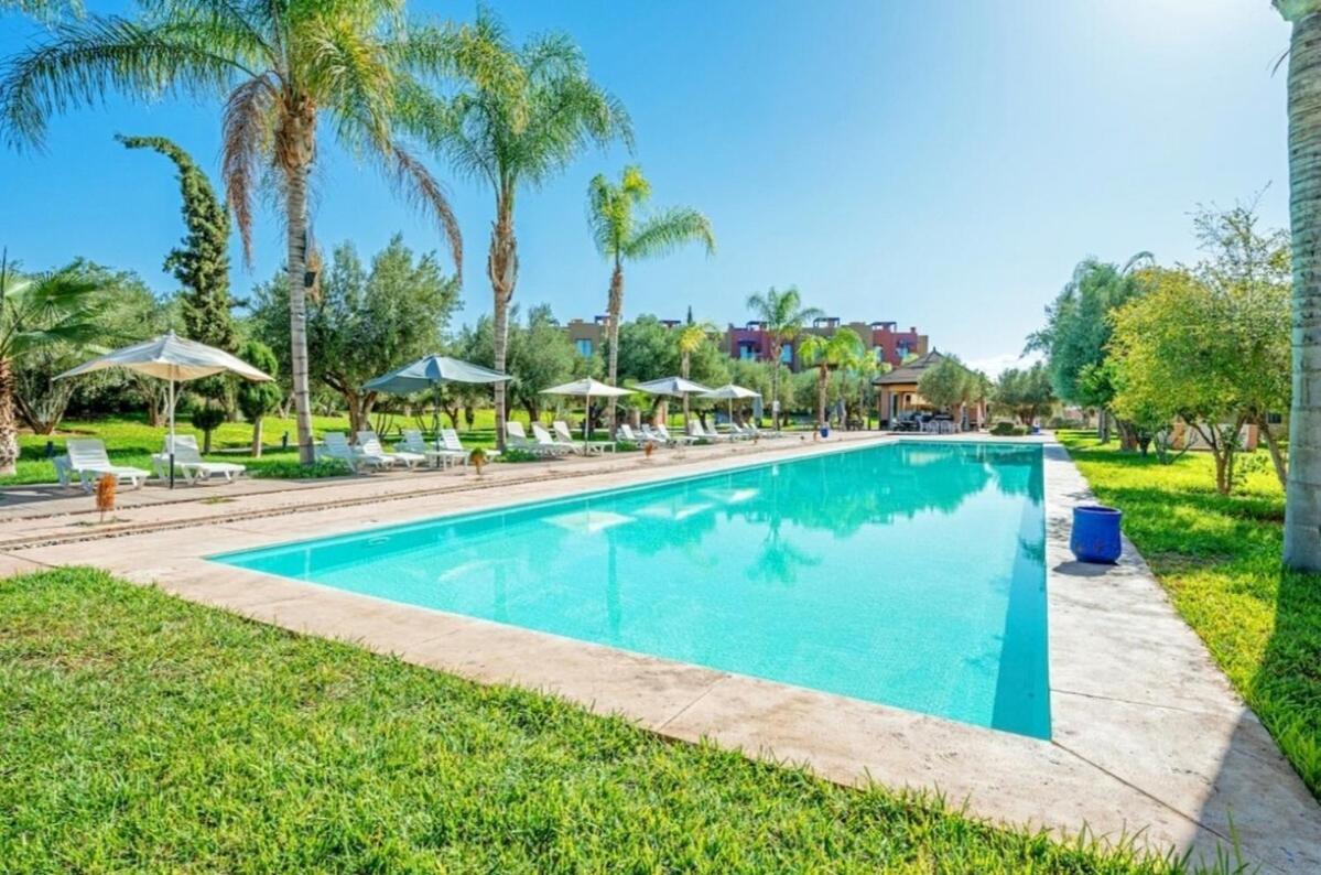 Cosy Avec Parc Et Piscine Pour Femme