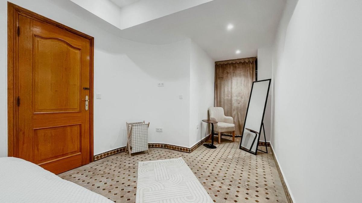 1ch Hivernage Avec Piscine Apartment *