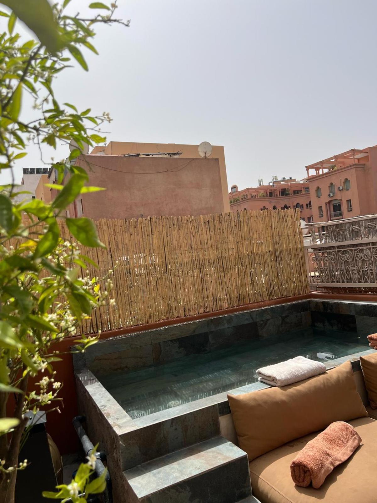 Maison 3 Avec Bassin Chauffee Centre Gueliz Appartement *