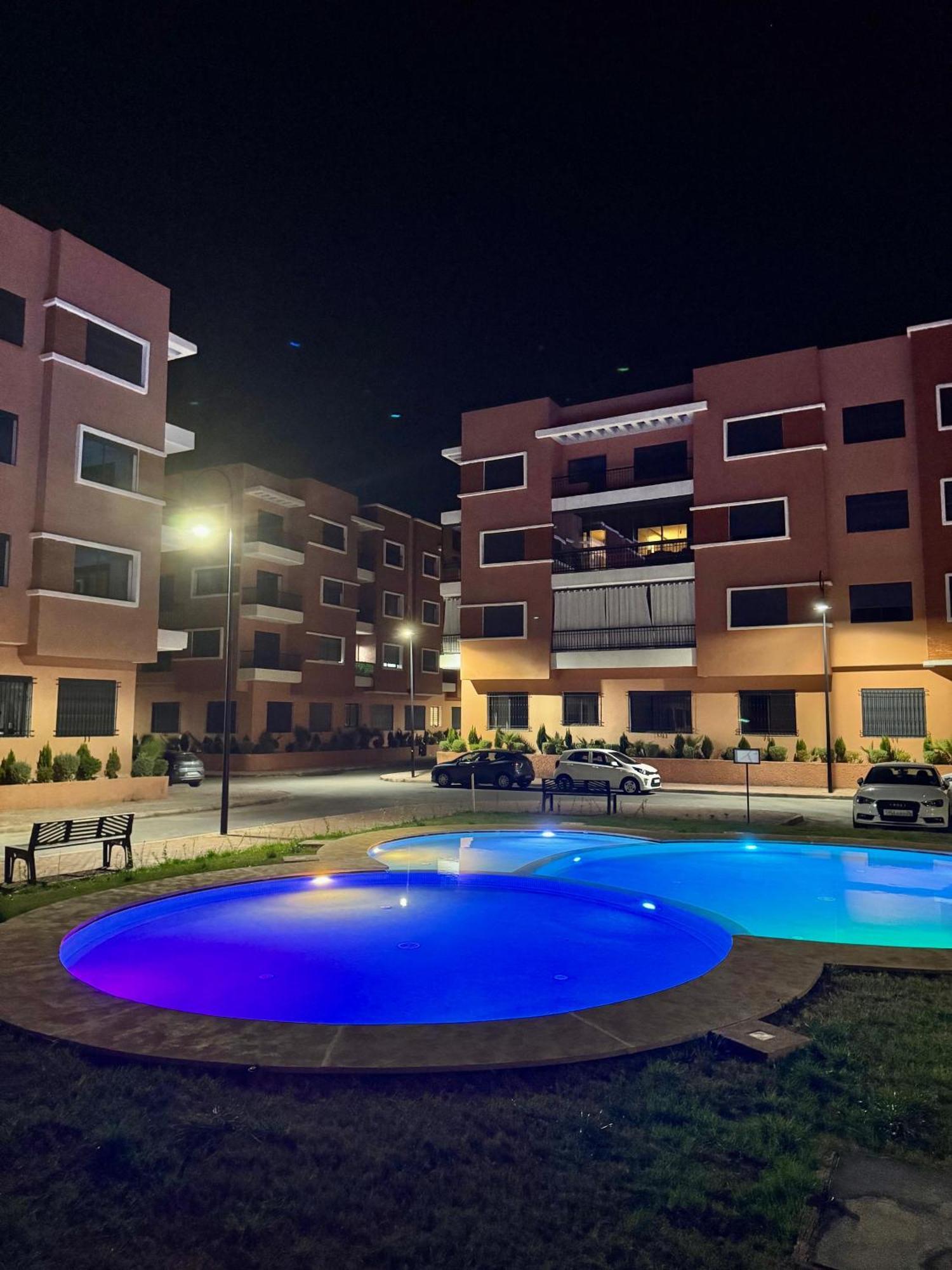 Downtown With Pool Appartement *