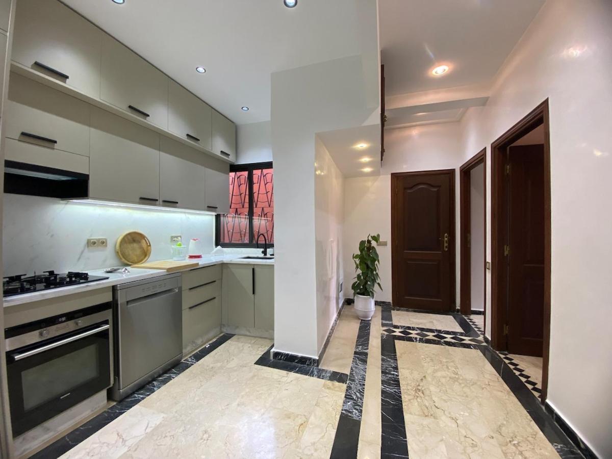 Warda 2 Bedroom Hivernage Apartamento