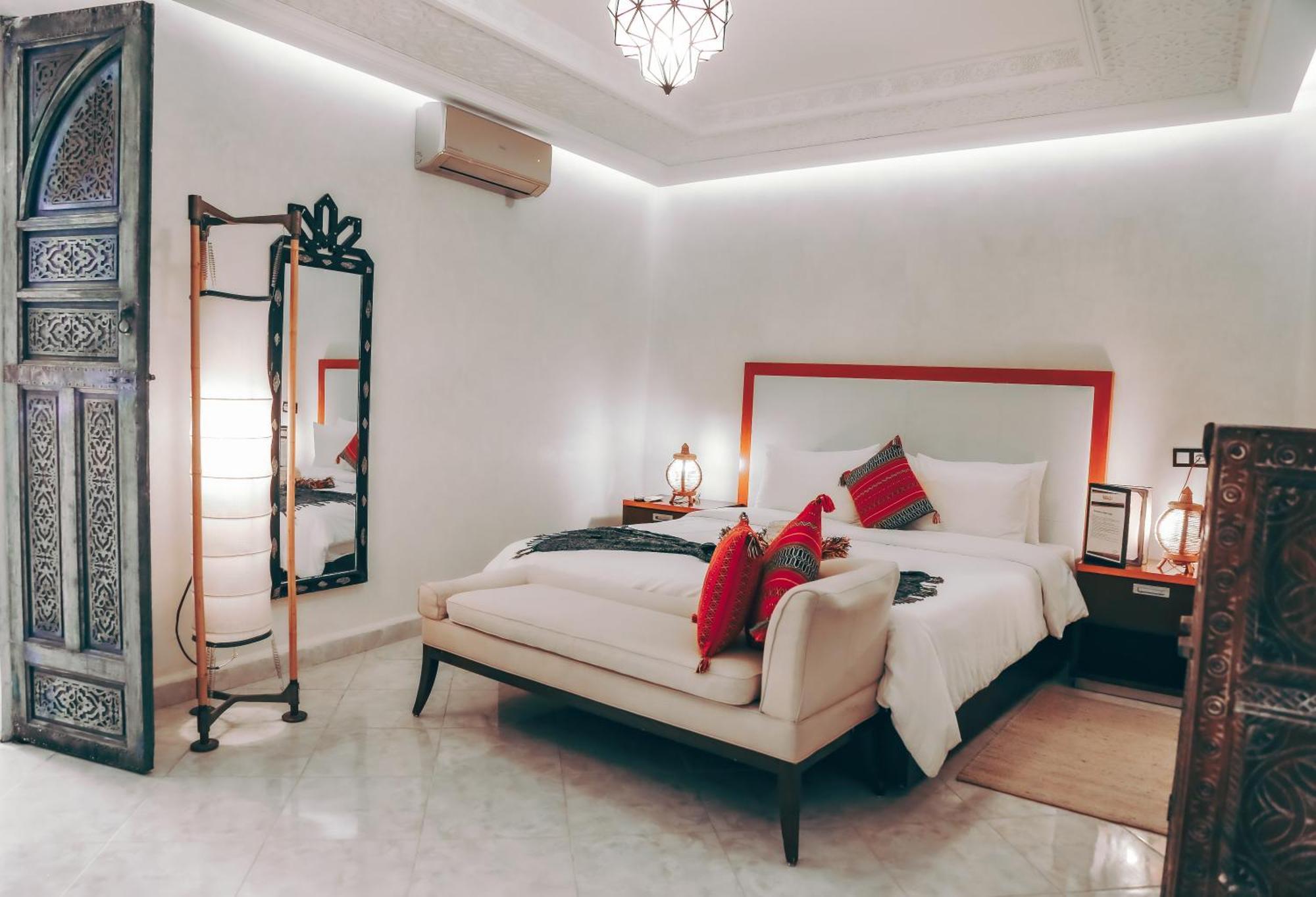 Tislite & Riad Marrakesh
