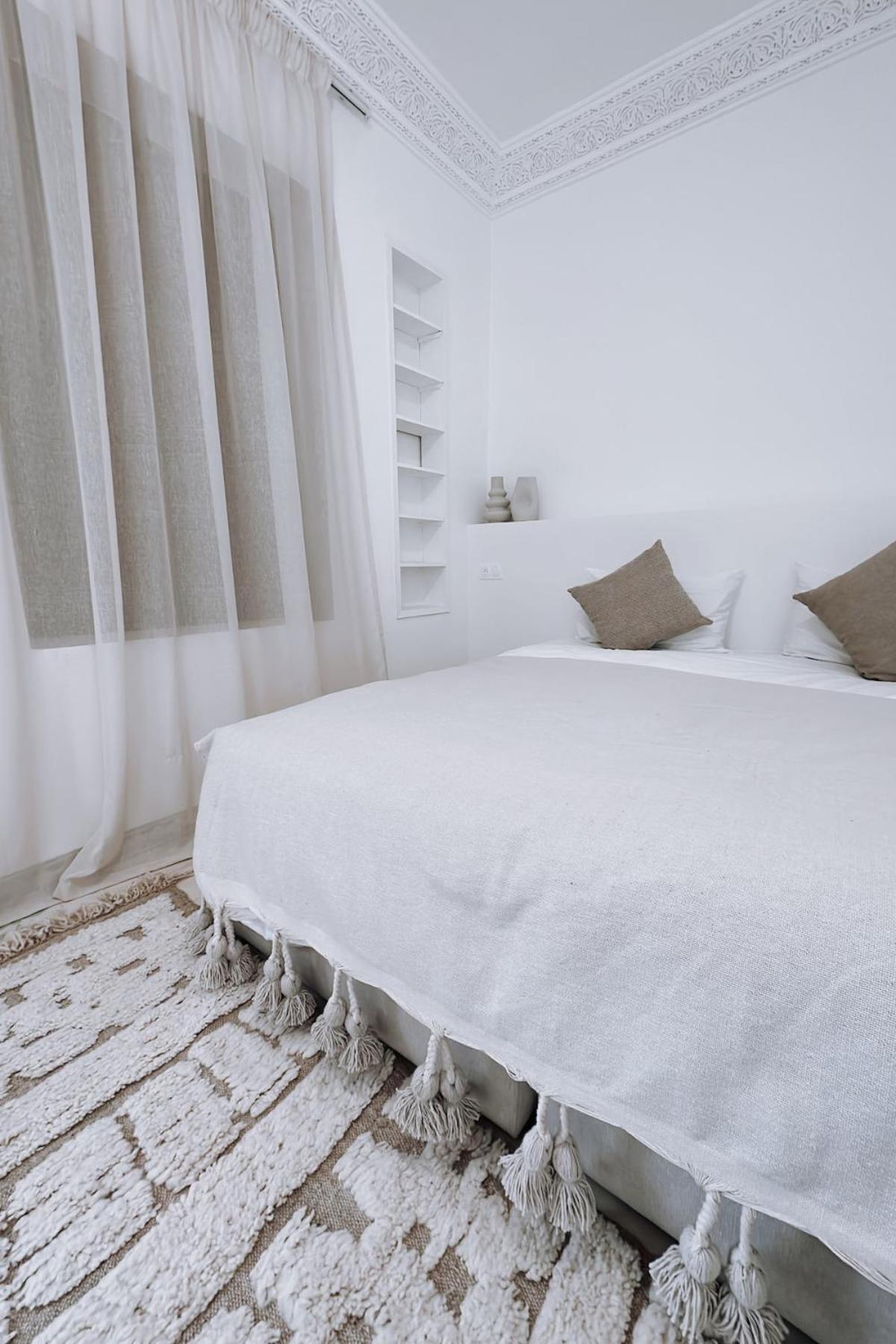 Riad Solila, Luxury Riad With Pool And Private Suites *