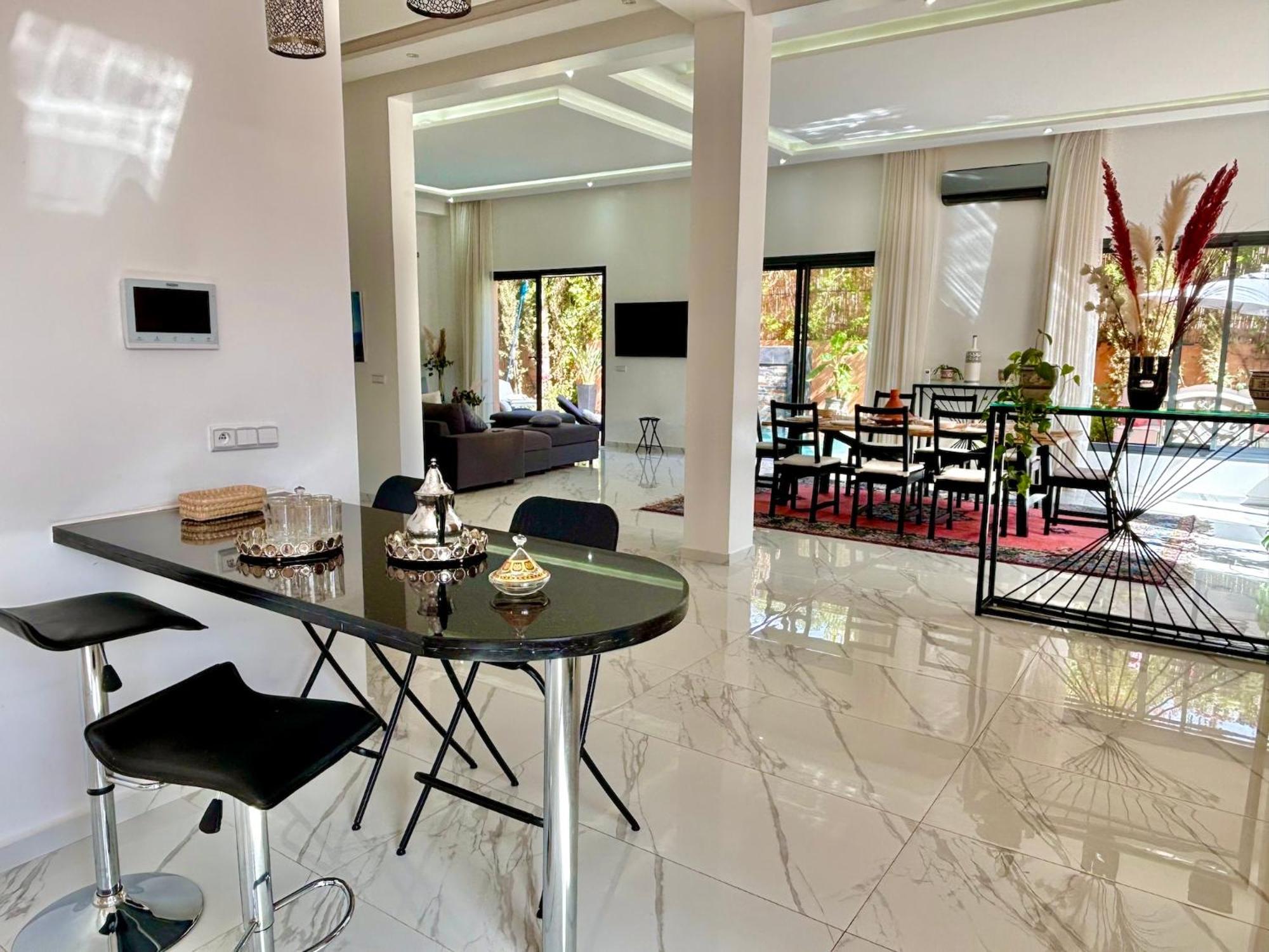 Palais Azali Villa *