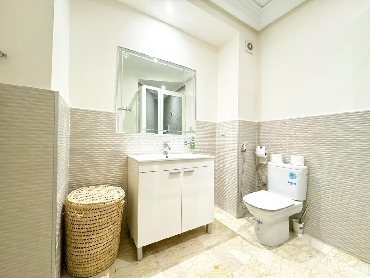 Apartment Elegant 2-bedroom Duplex Downtown Private Terrace