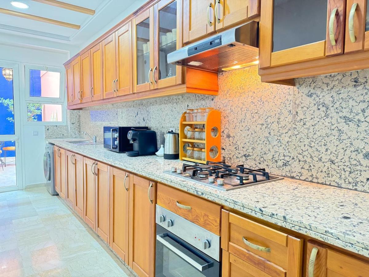 Apartment Elegant 2-bedroom Duplex Downtown Private Terrace Marrakesh