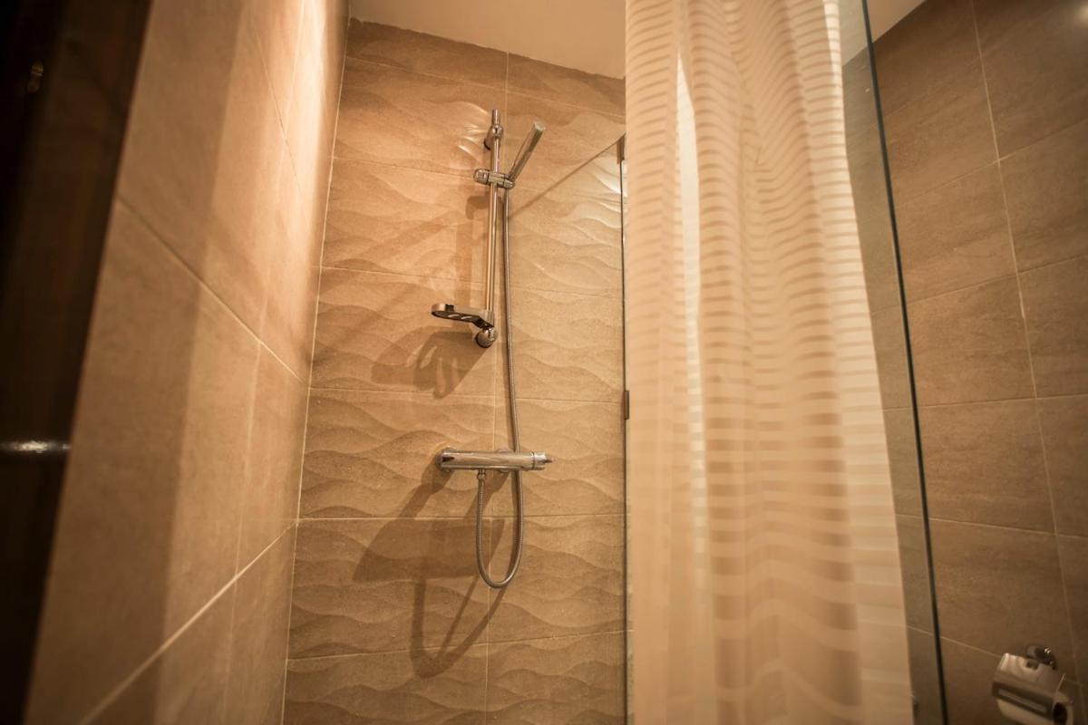 Appartement Luxury , Pool, Gym, Parking