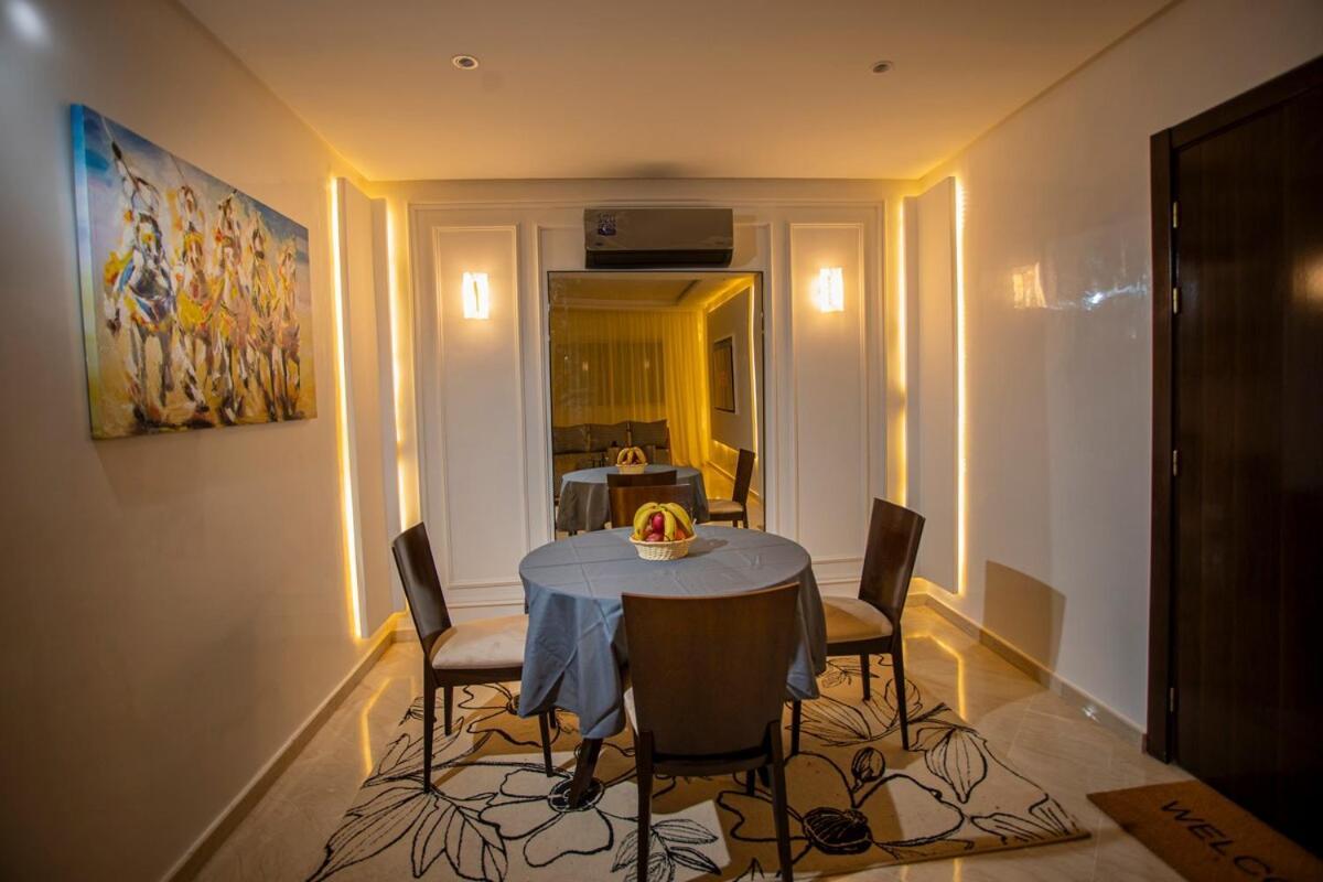 Luxury , Pool, Gym, Parking