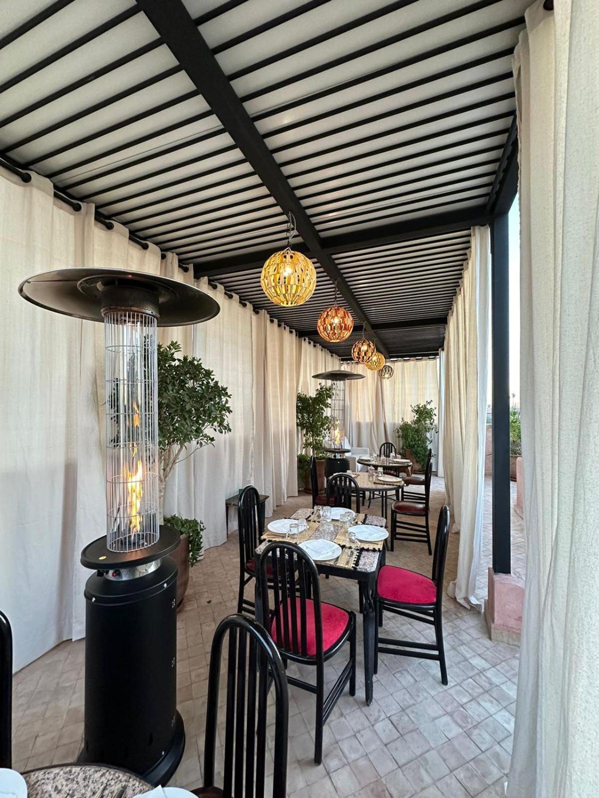 Atrium & * Marrakesh