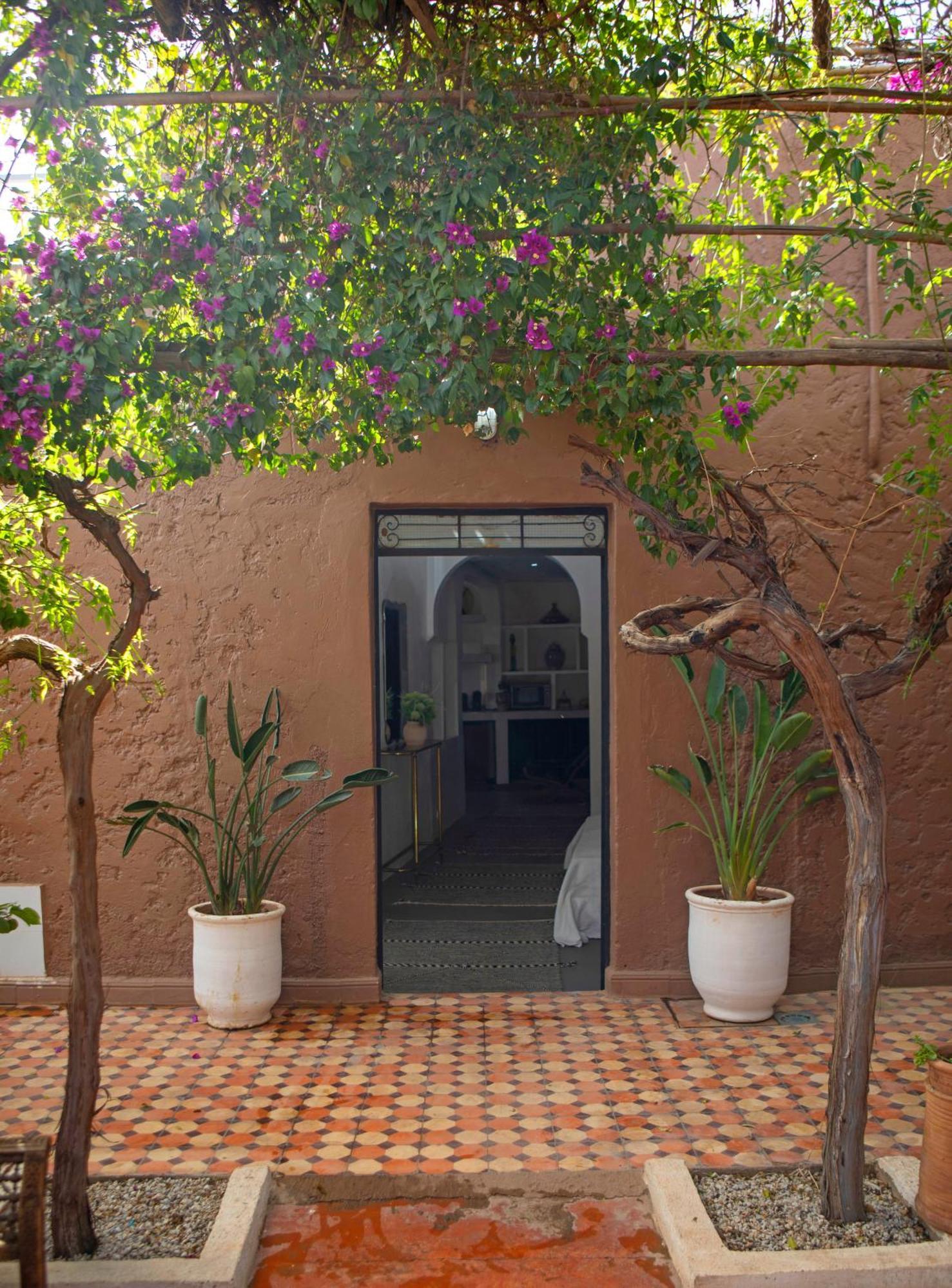 Em * Marrakesh