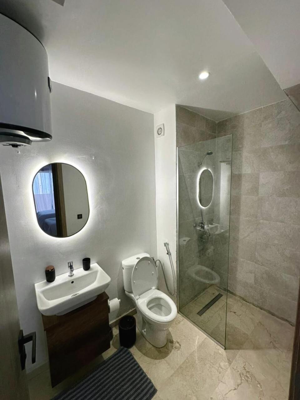 Appartement Elegant Avec Piscine Au Coeur De Marrakech *