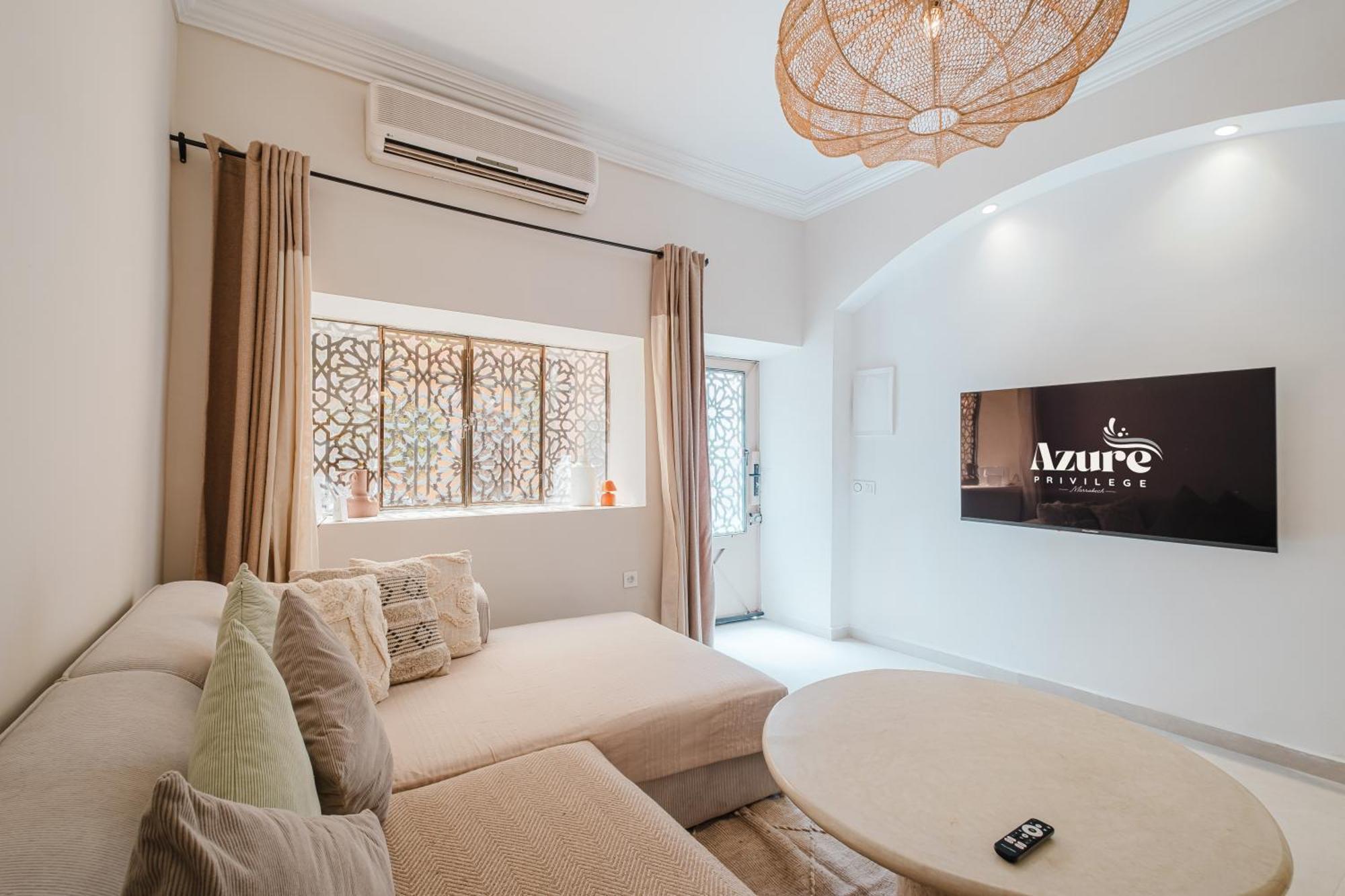 Heart Of Gueliz - With Rooftop & Heated Pool Hébergement de vacances *