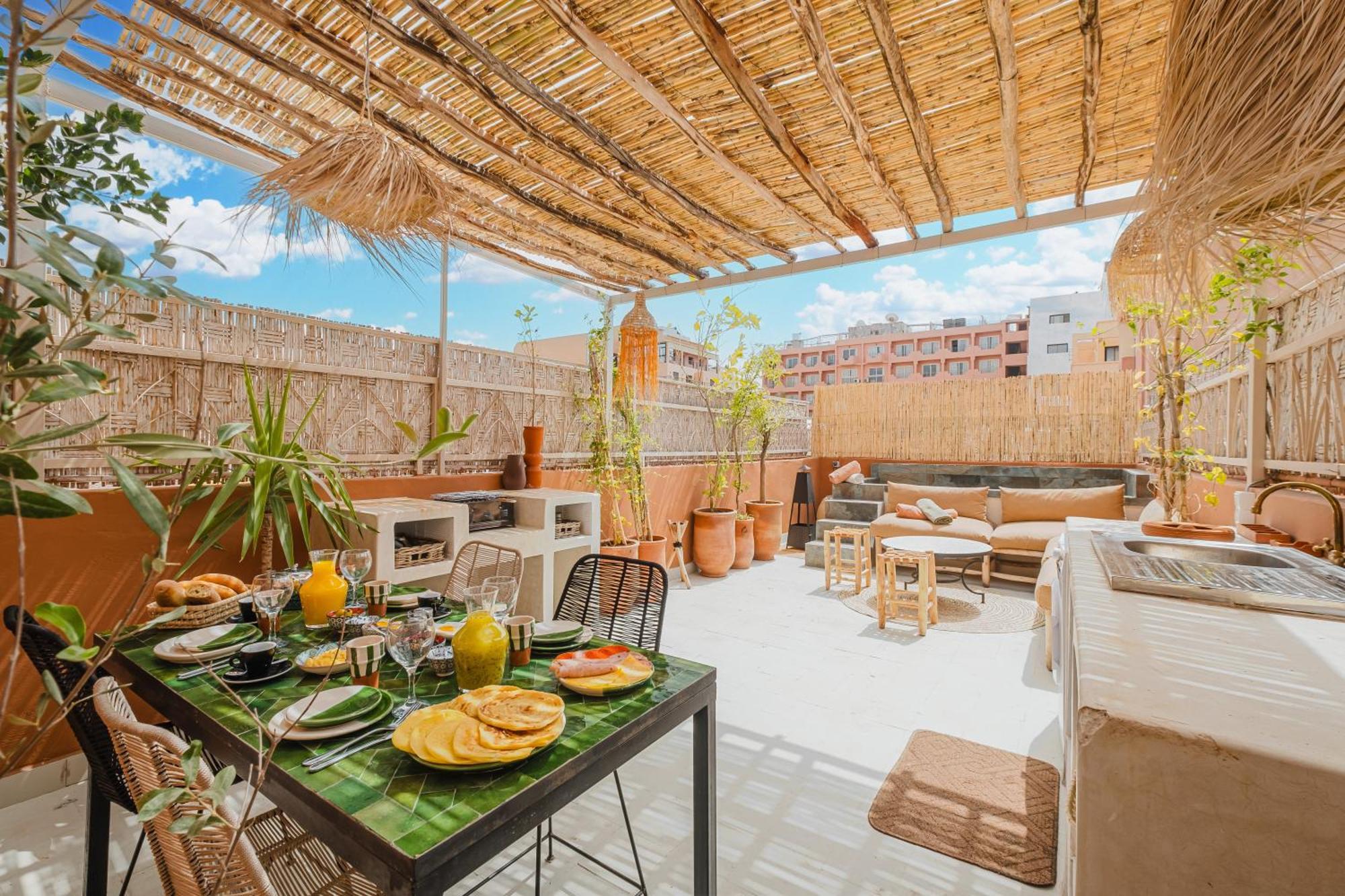 Heart Of Gueliz - With Rooftop & Heated Pool Hébergement de vacances
