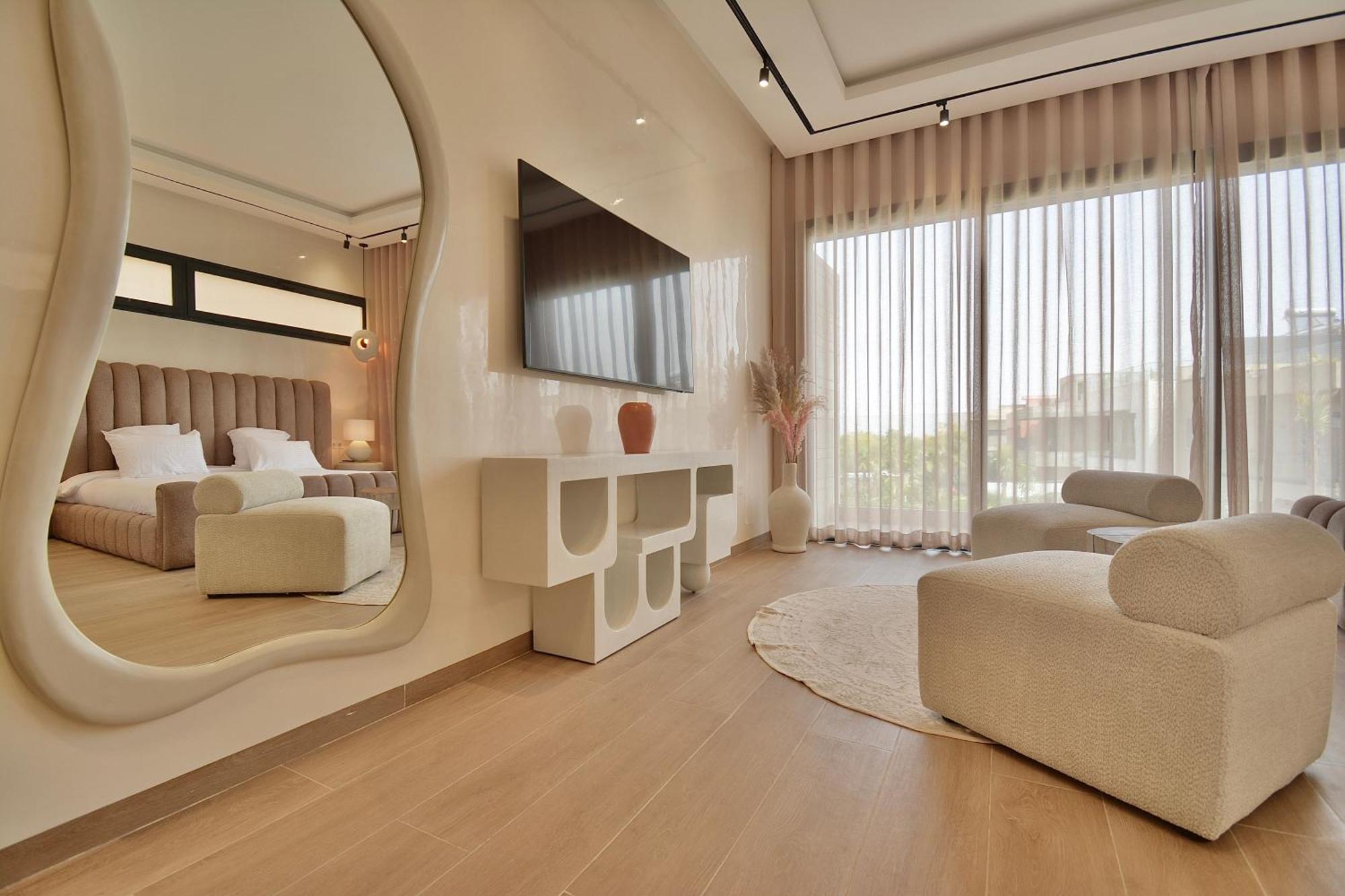 Luxe 5 & Piscine Villa *