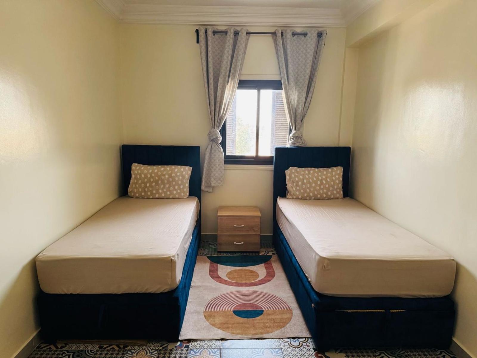 Apartment Julie Airport Authentic 5 Minutes Walking Only