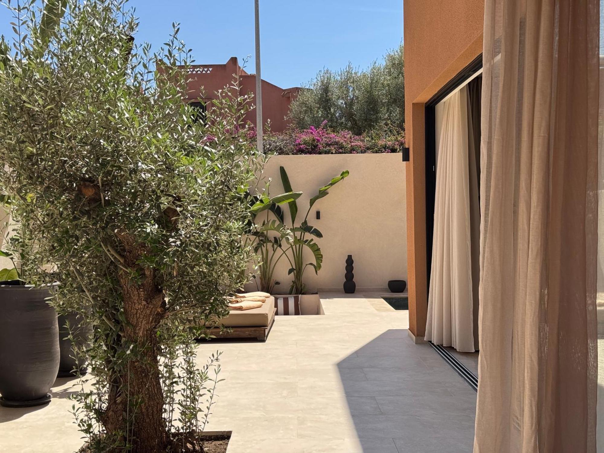 Camelia Avec 5 Suites, Vue Sur L'atlas